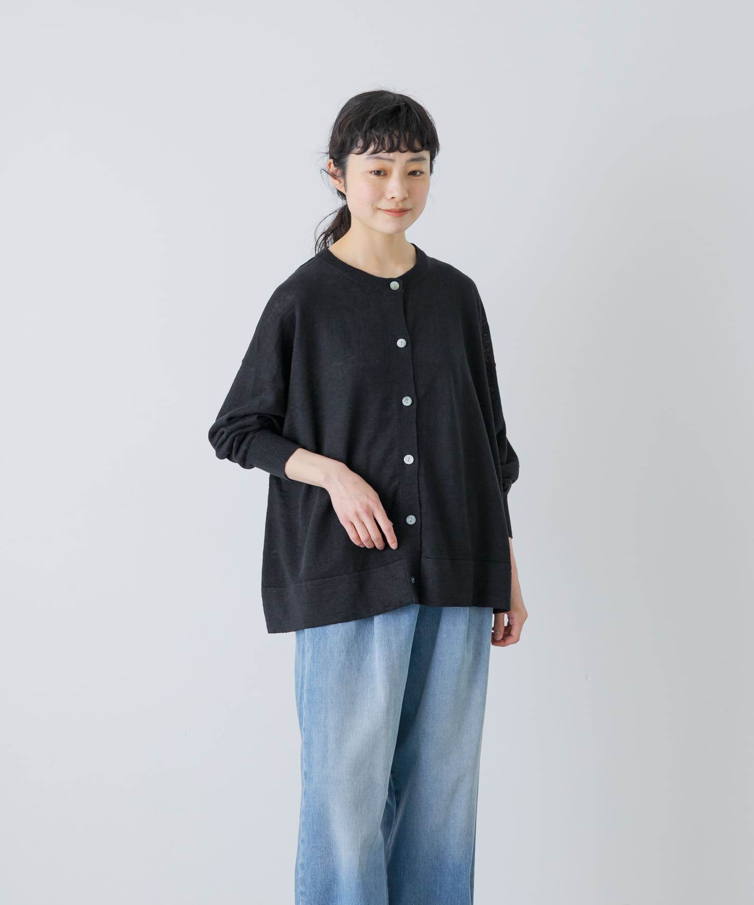 リネンワイドクルーネックカーディガン(Free BLACK): トップス｜URBAN