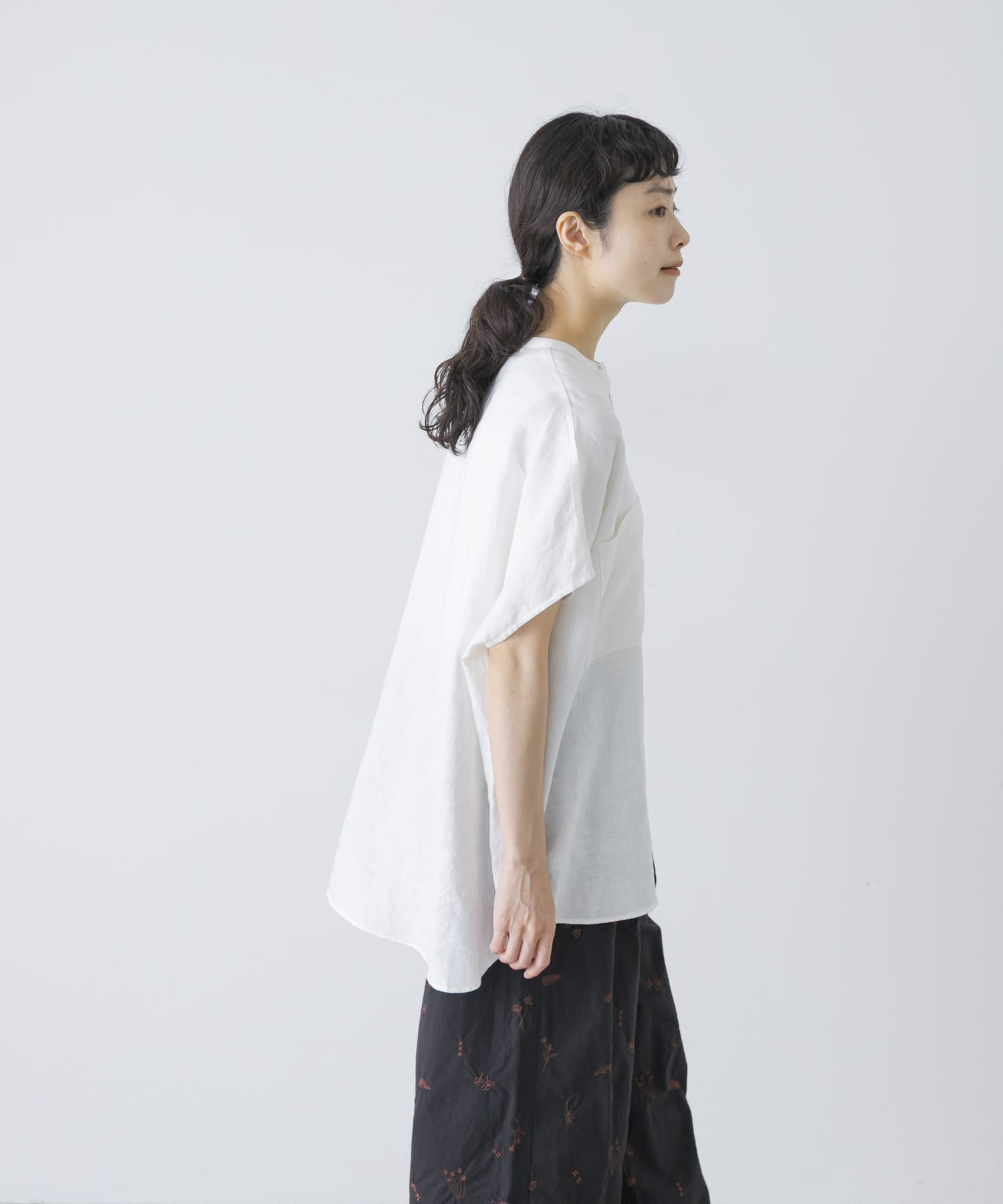 リネンWポケットフレンチシャツ(Free BLACK): トップス｜URBAN