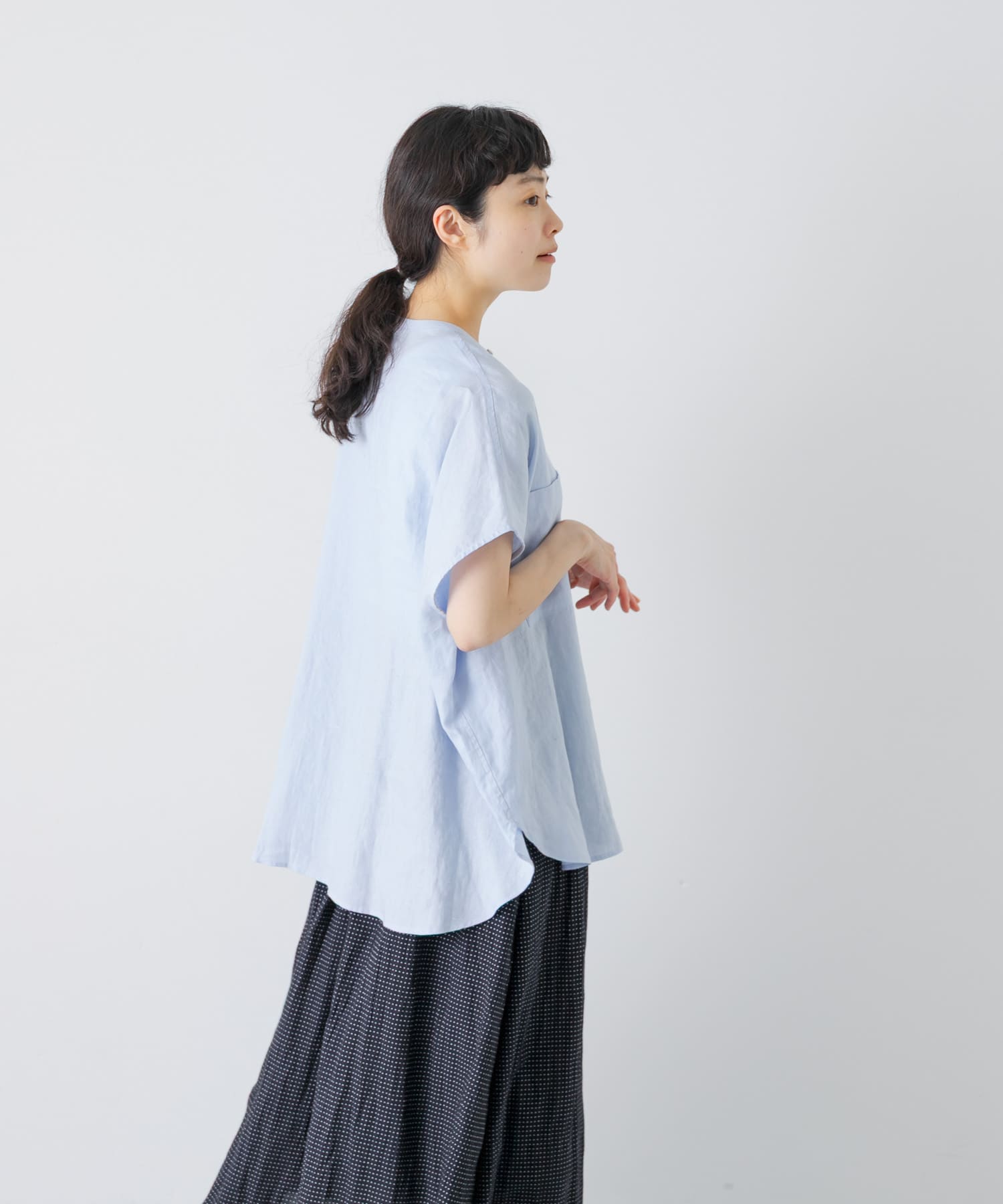 LIGHT BLUE