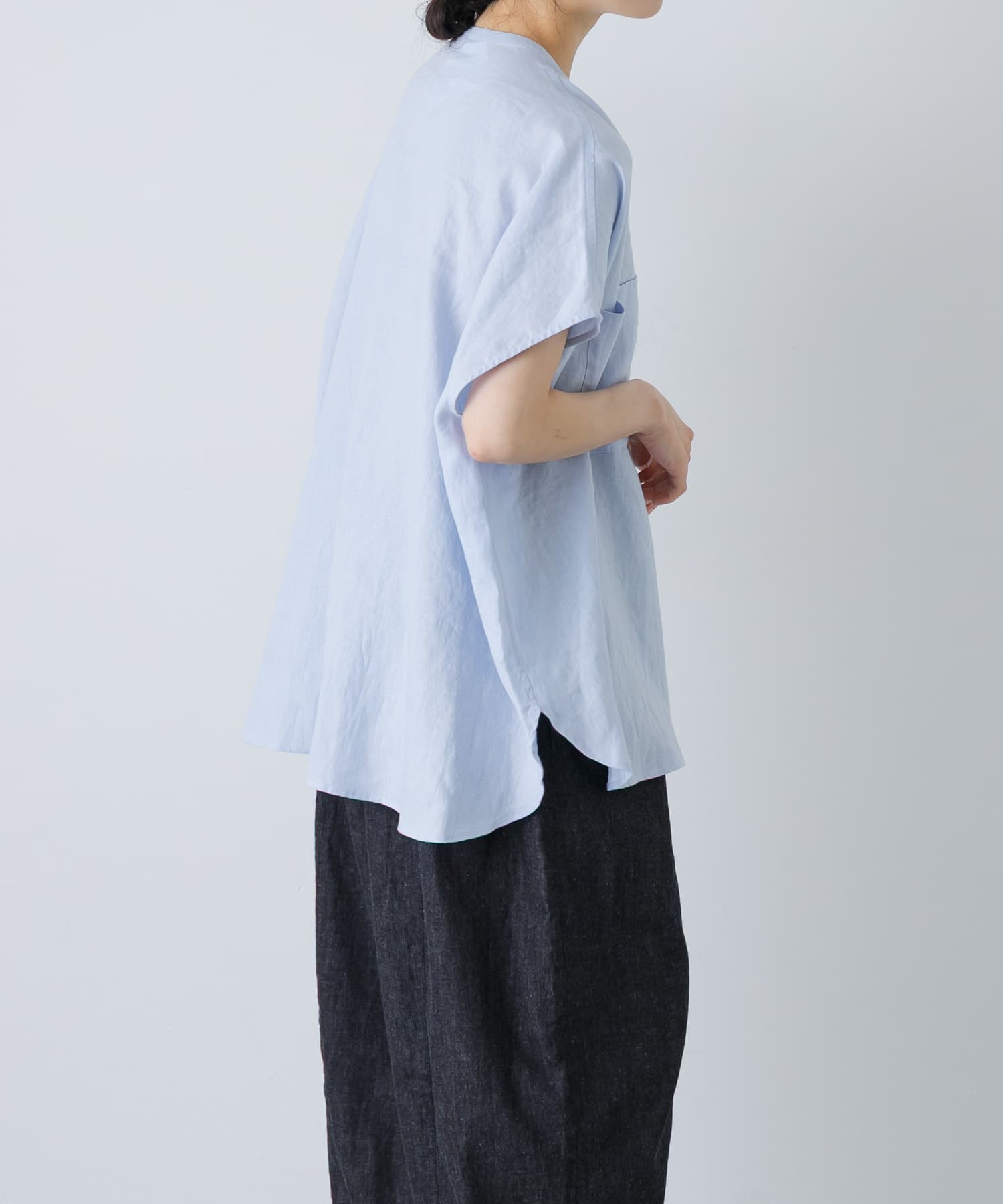 LIGHT BLUE