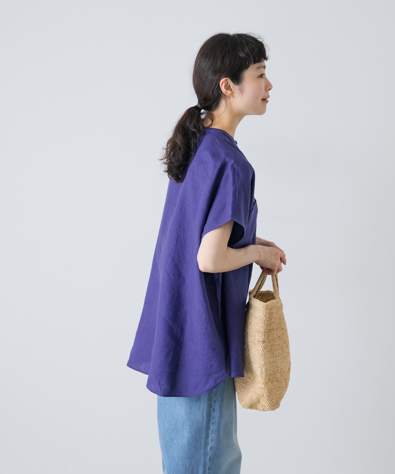 ROYAL BLUE