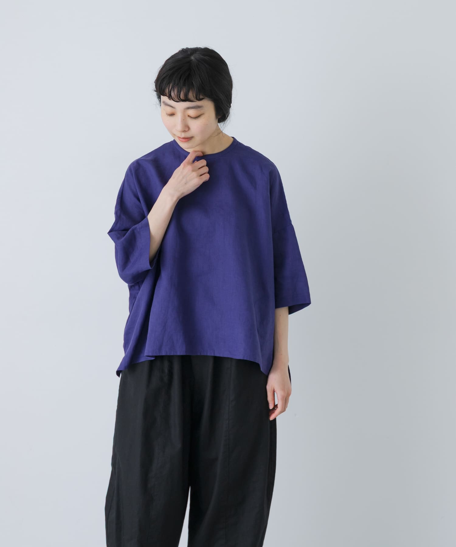 ROYAL BLUE