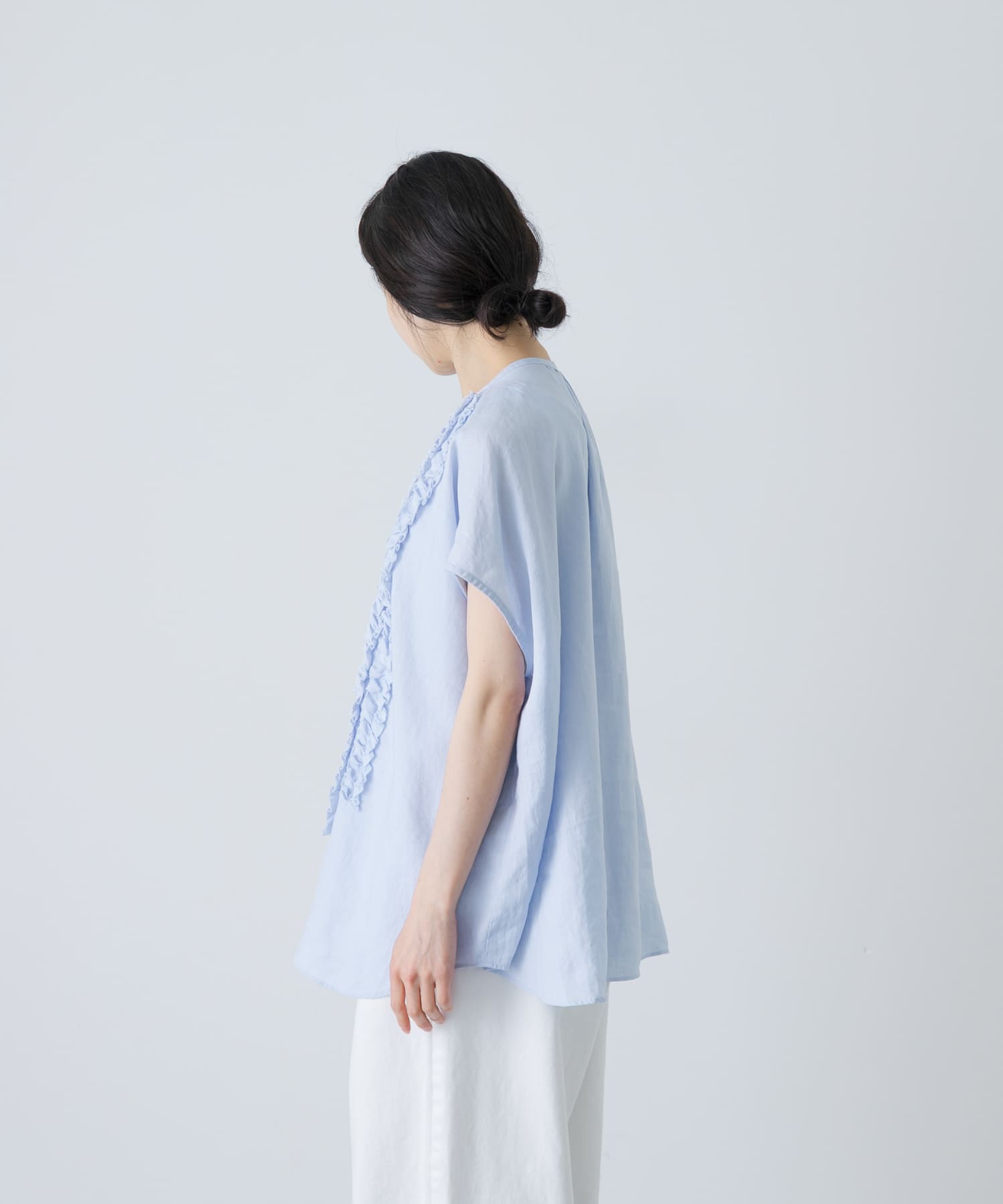 LIGHT BLUE