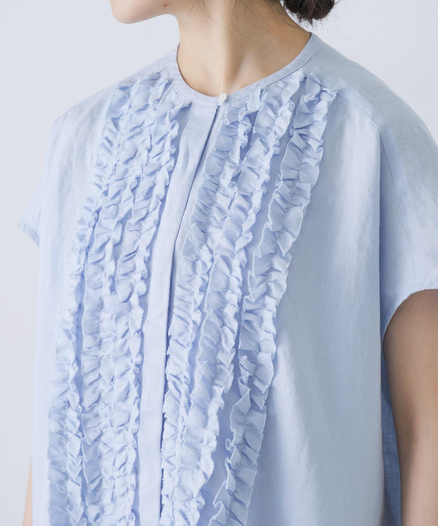 LIGHT BLUE