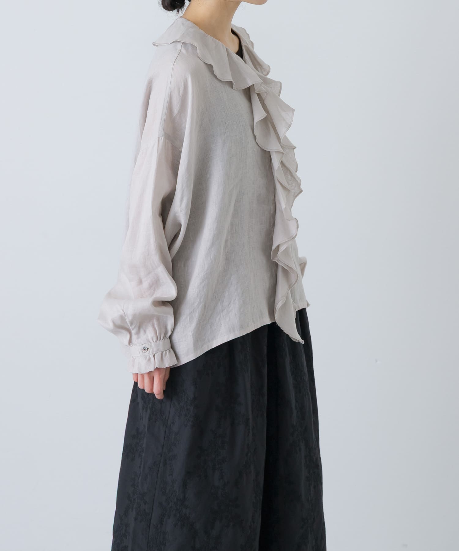 LIGHT GRAY