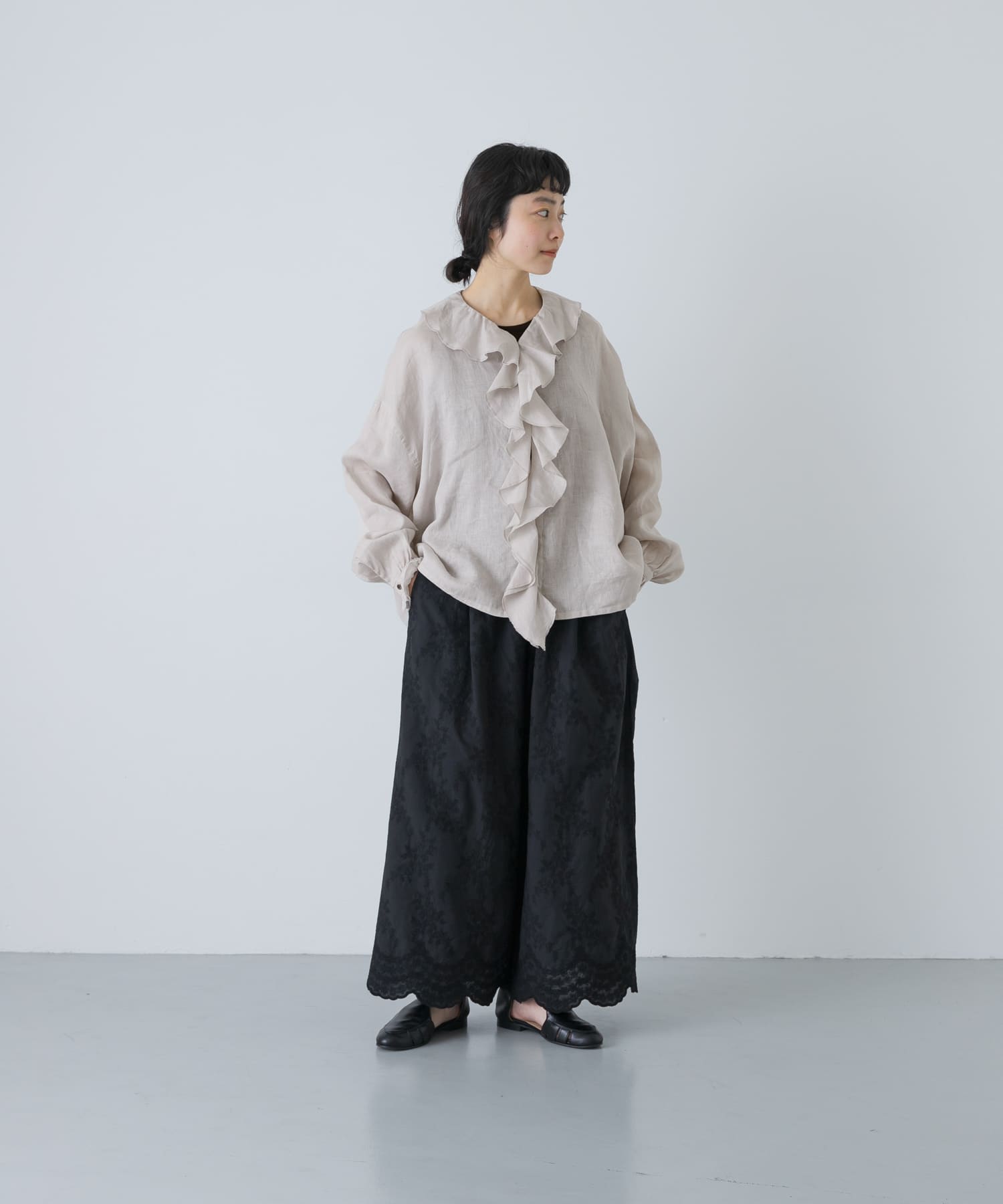 LIGHT GRAY