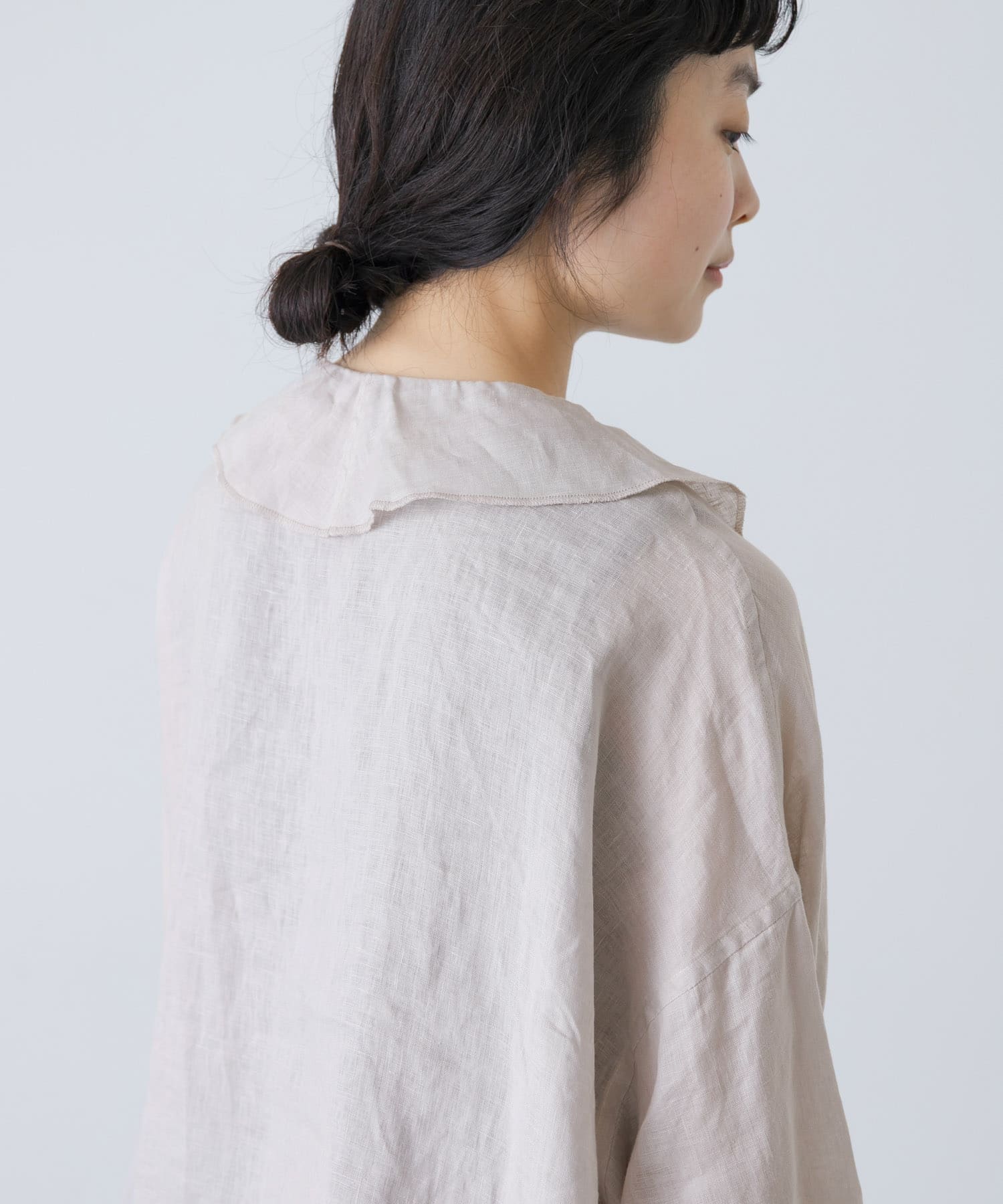 LIGHT GRAY