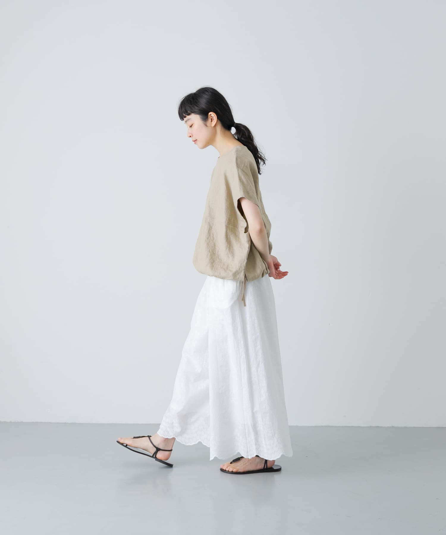 リネンサークルプルオーバー(Free BEIGE): トップス｜URBAN RESEARCH