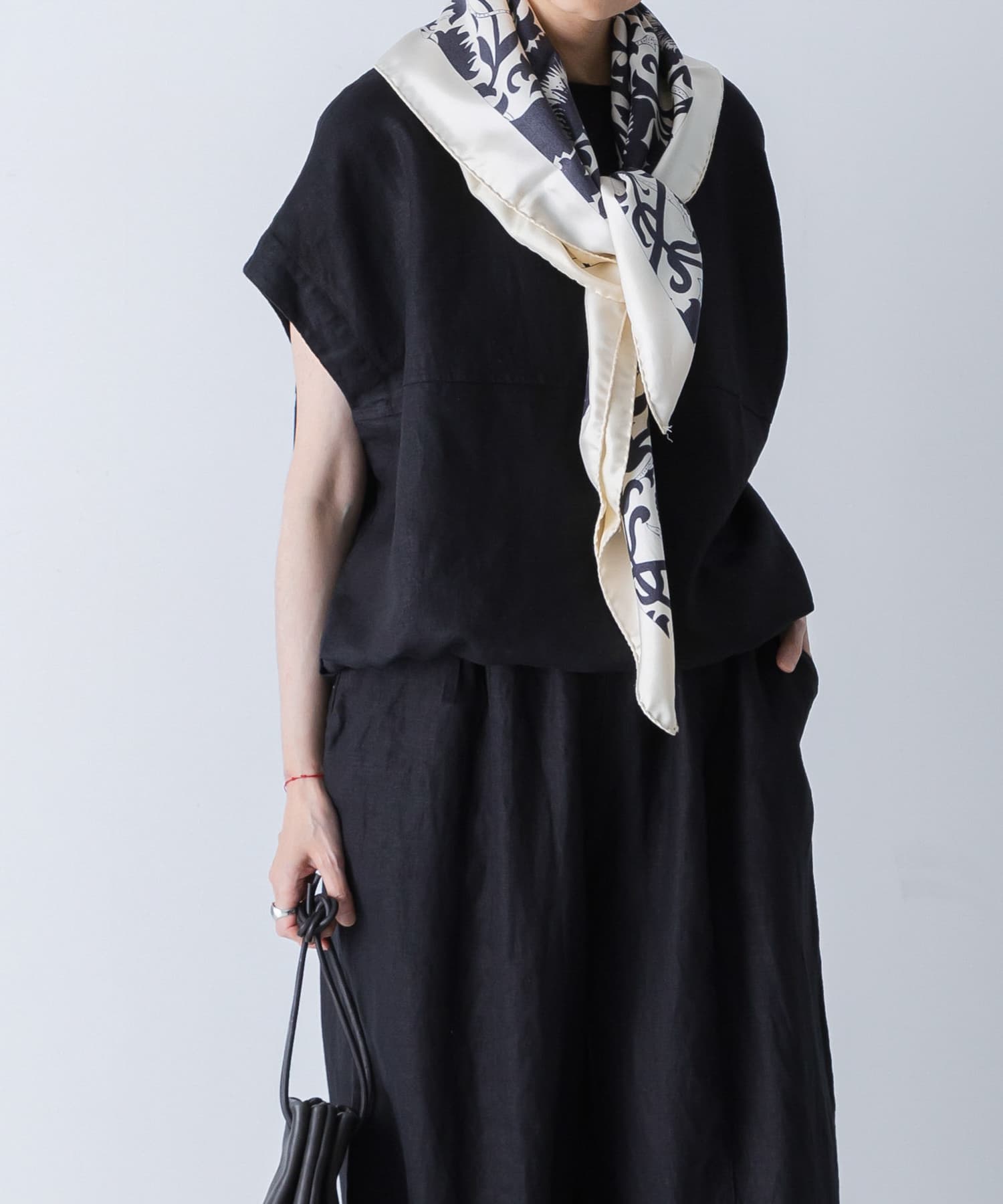 リネンサークルプルオーバー