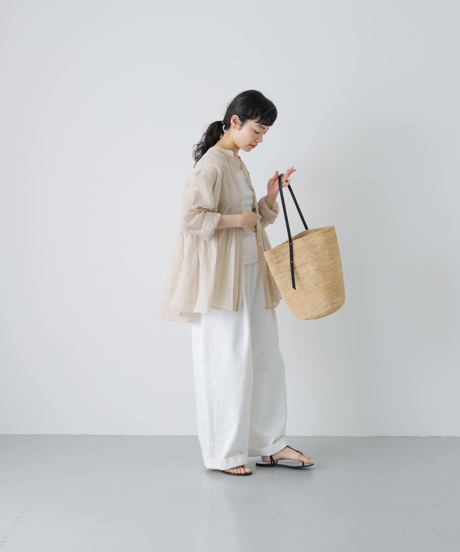 L.BEIGE