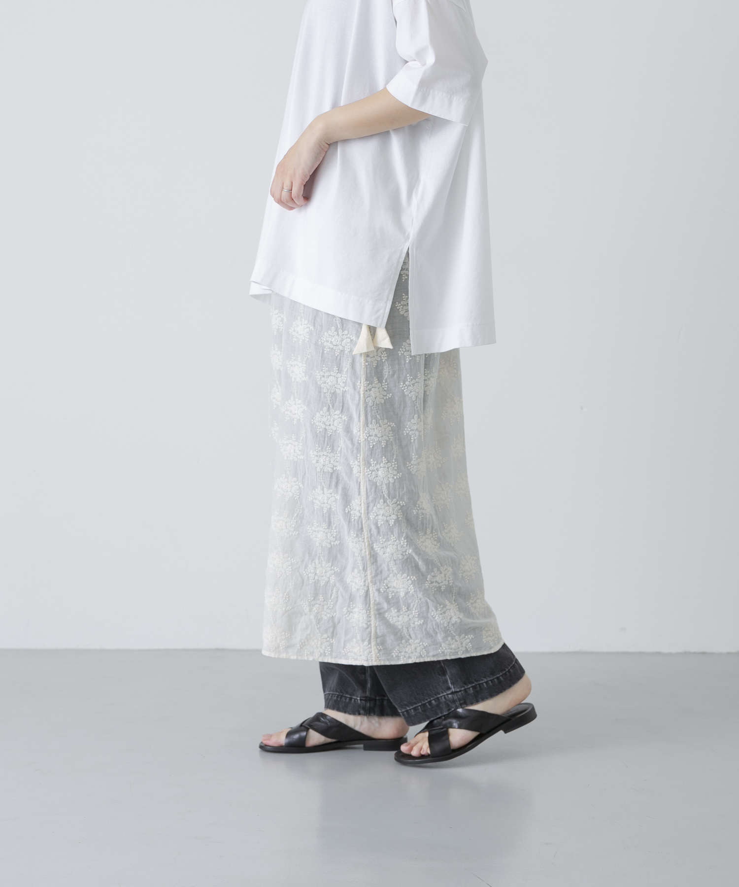 IVORY