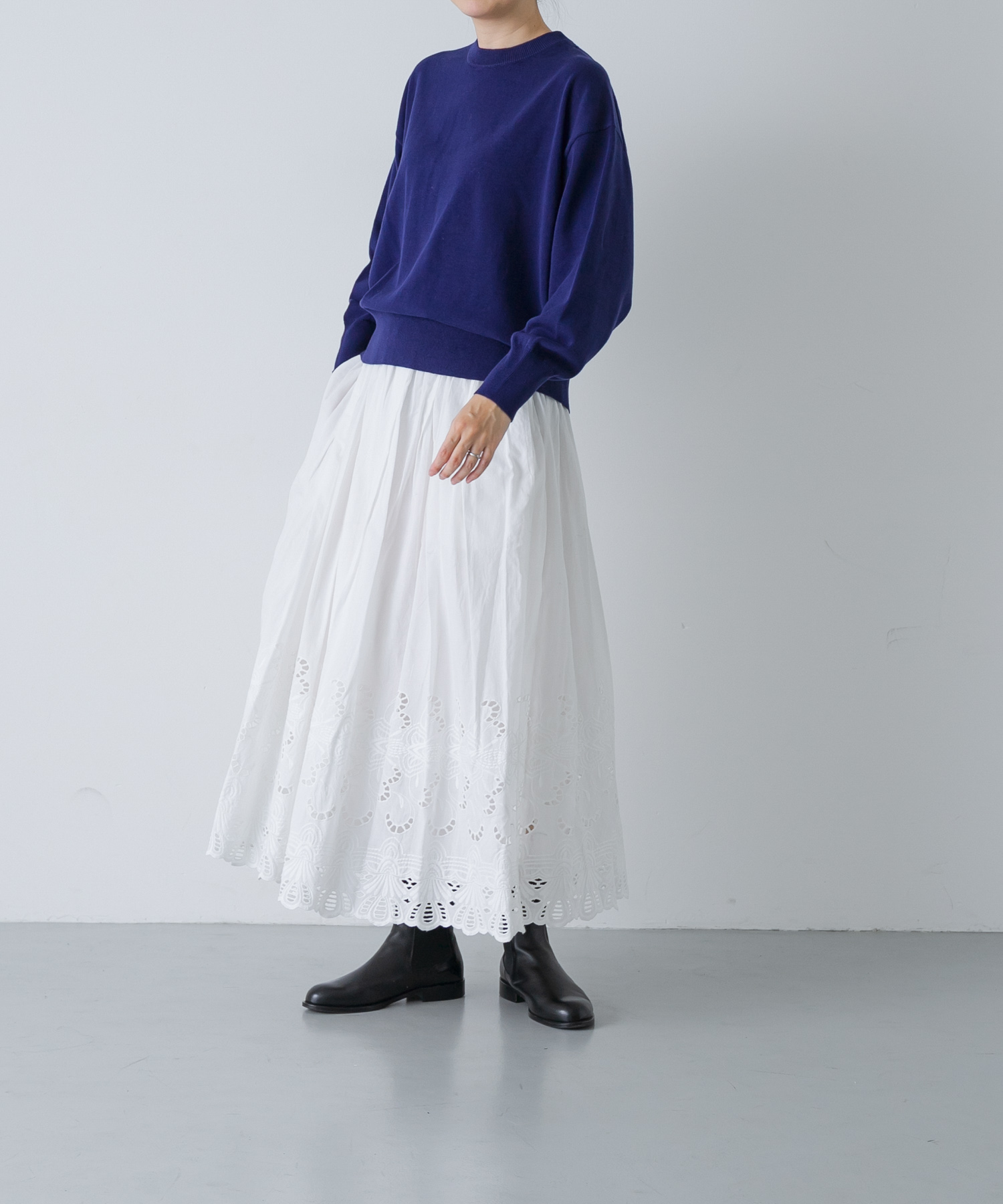 ROYAL BLUE
