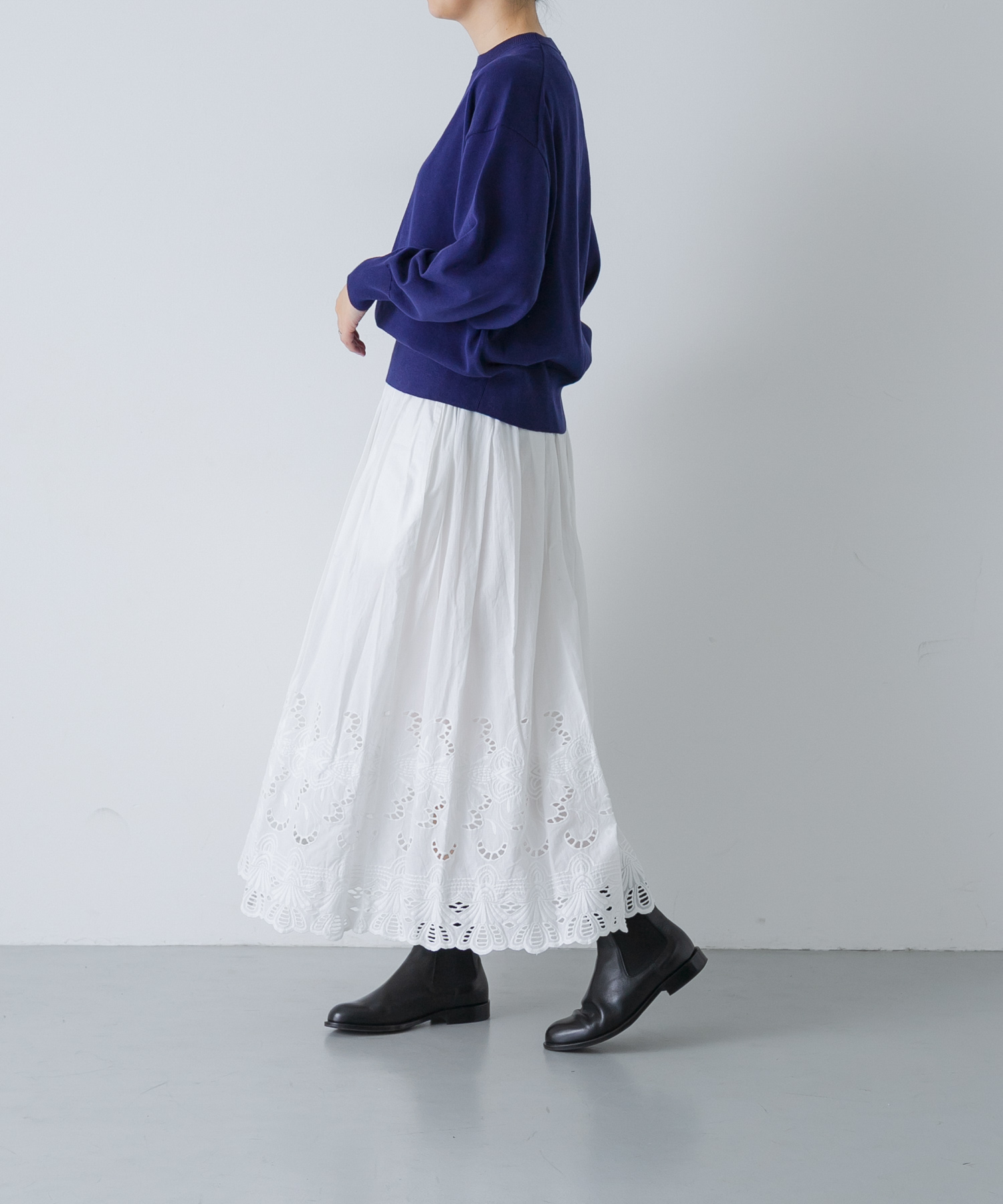 ROYAL BLUE