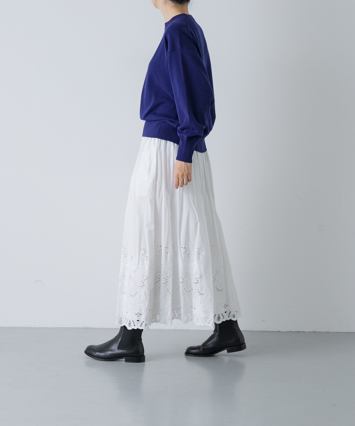 ROYAL BLUE