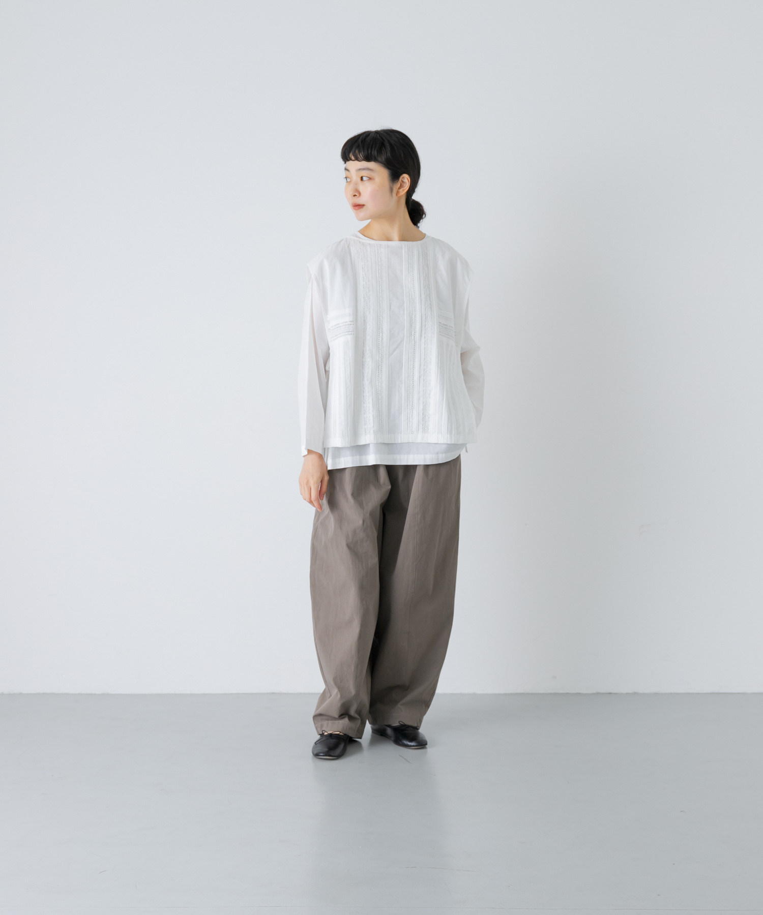 GRAY KHK