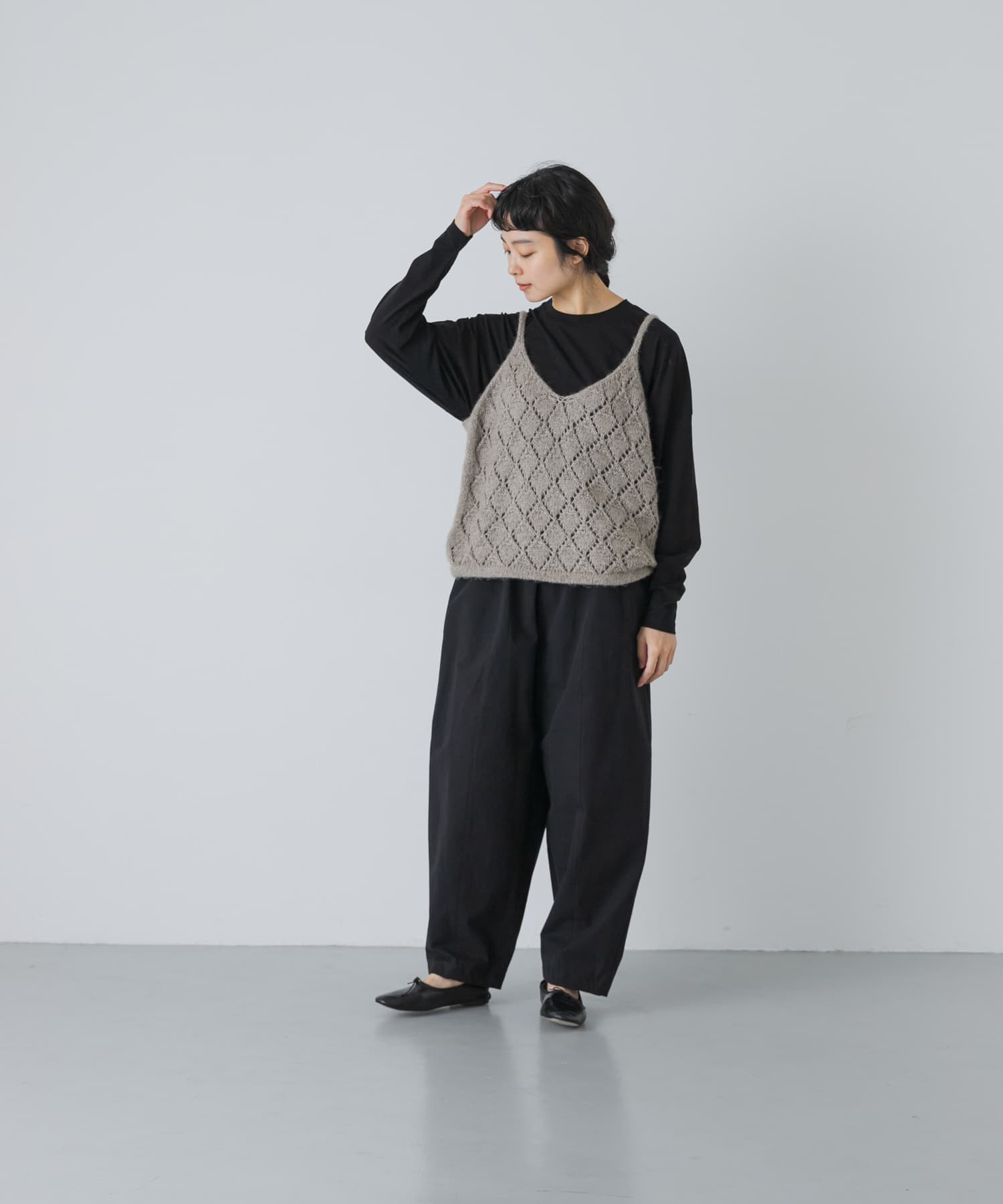 ペルー柄編ニットキャミソール(Free CHARCOAL): トップス｜URBAN