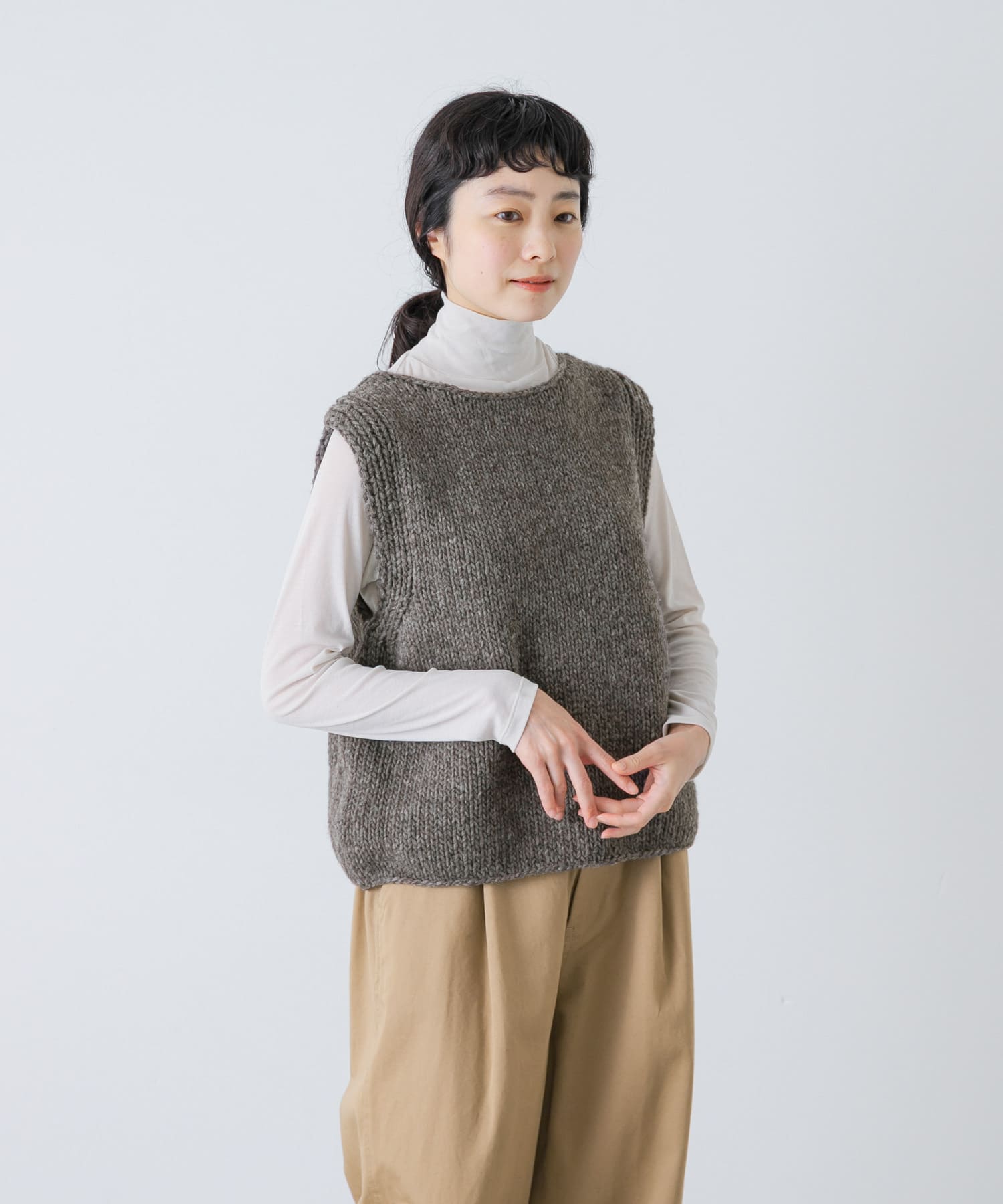 M/GRAY
