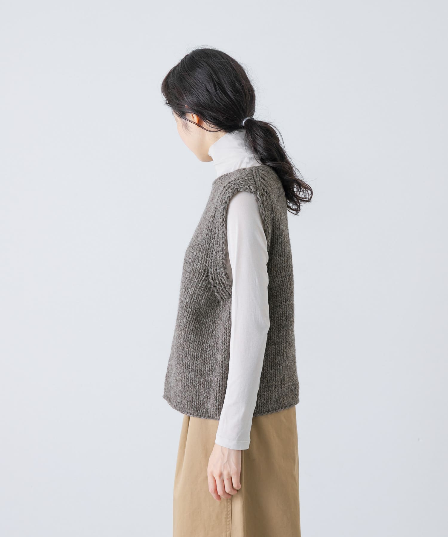 M/GRAY