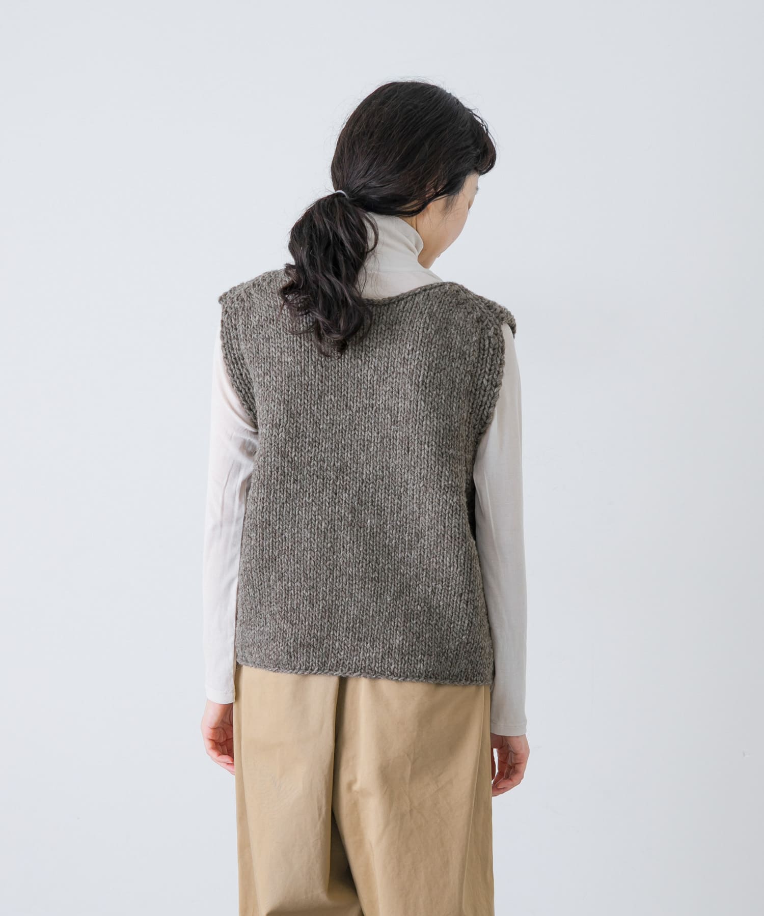 M/GRAY