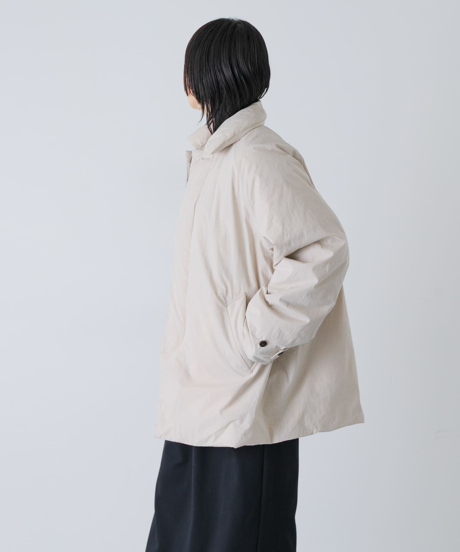 L/BEIGE