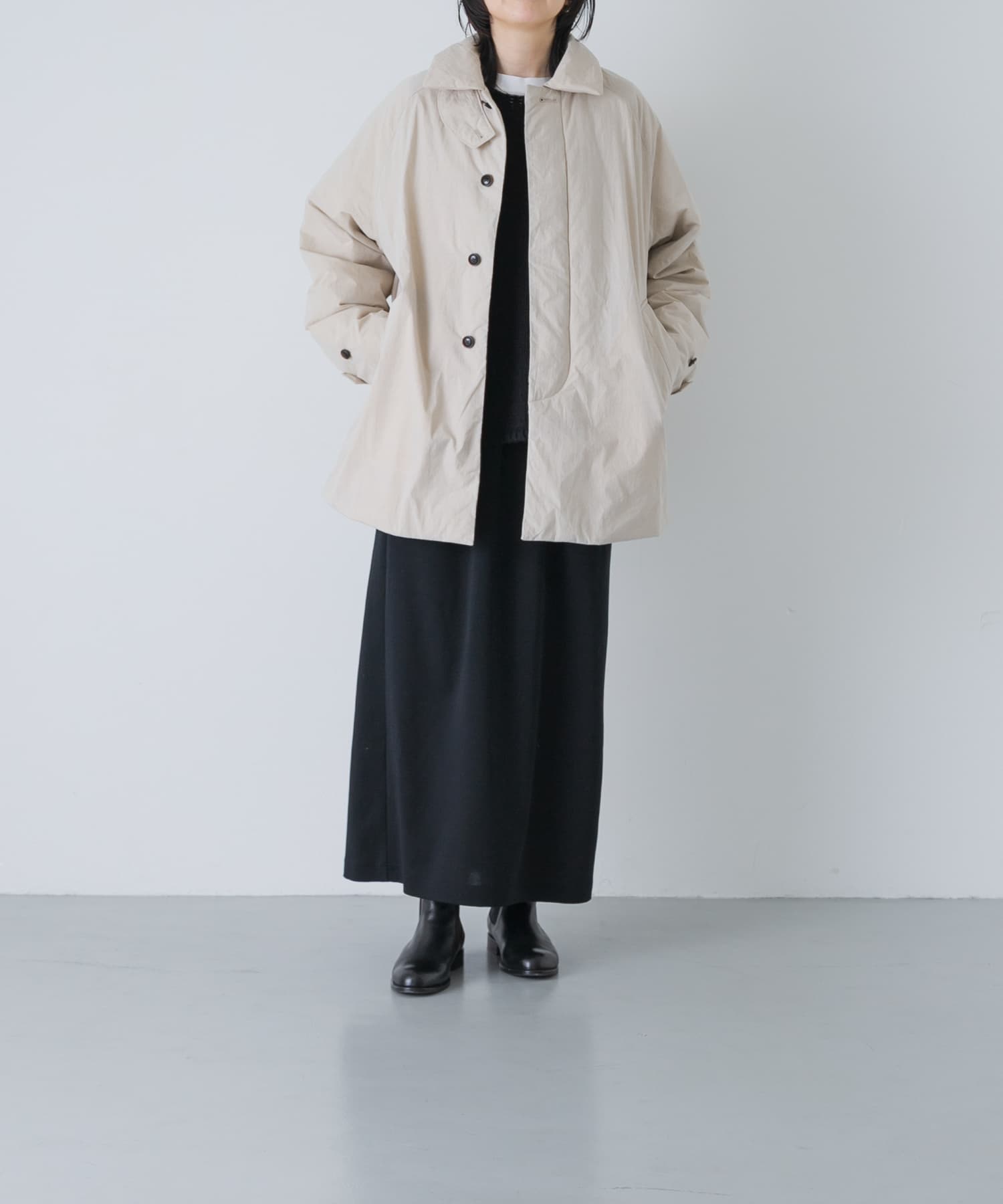 L/BEIGE