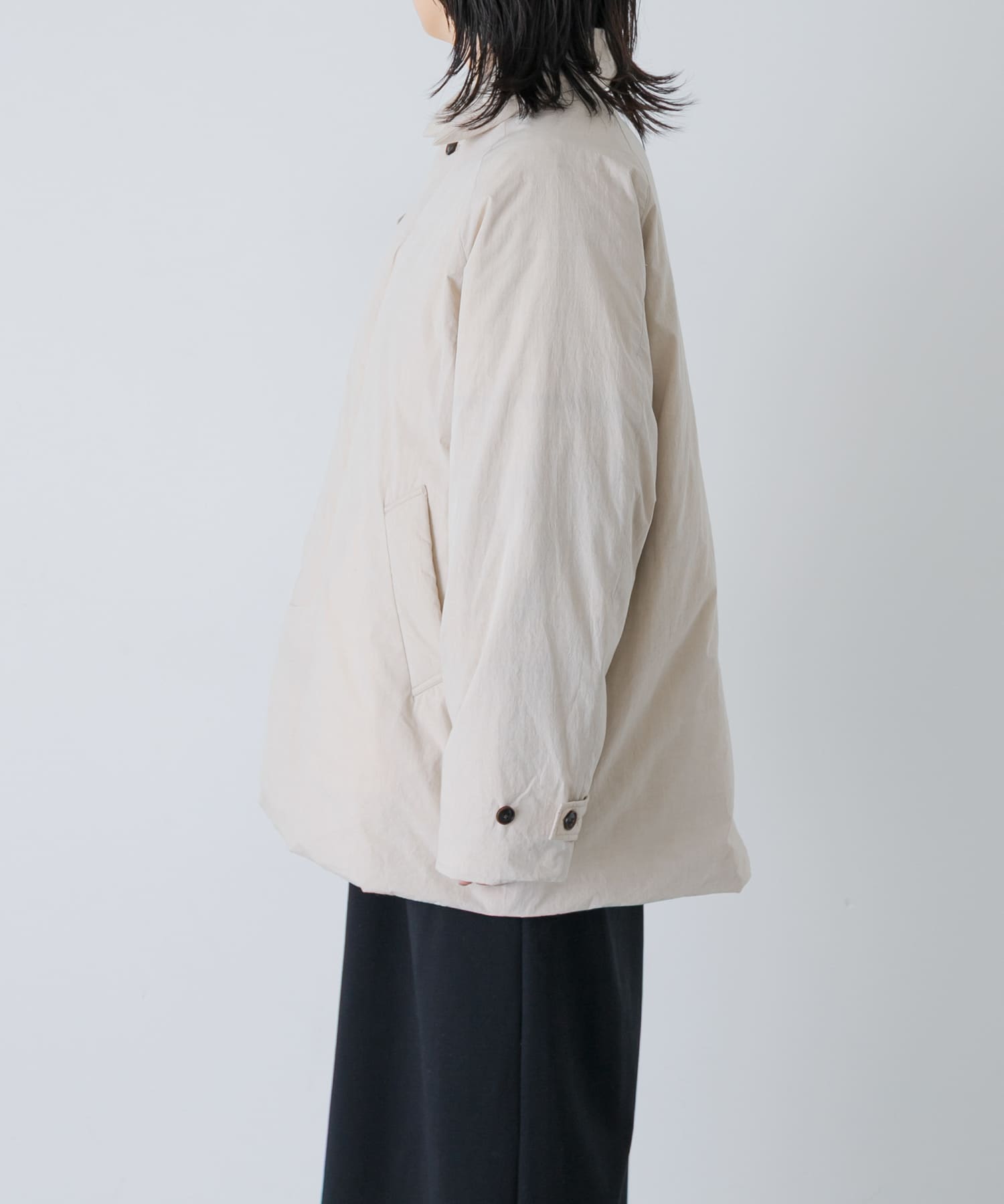 L/BEIGE
