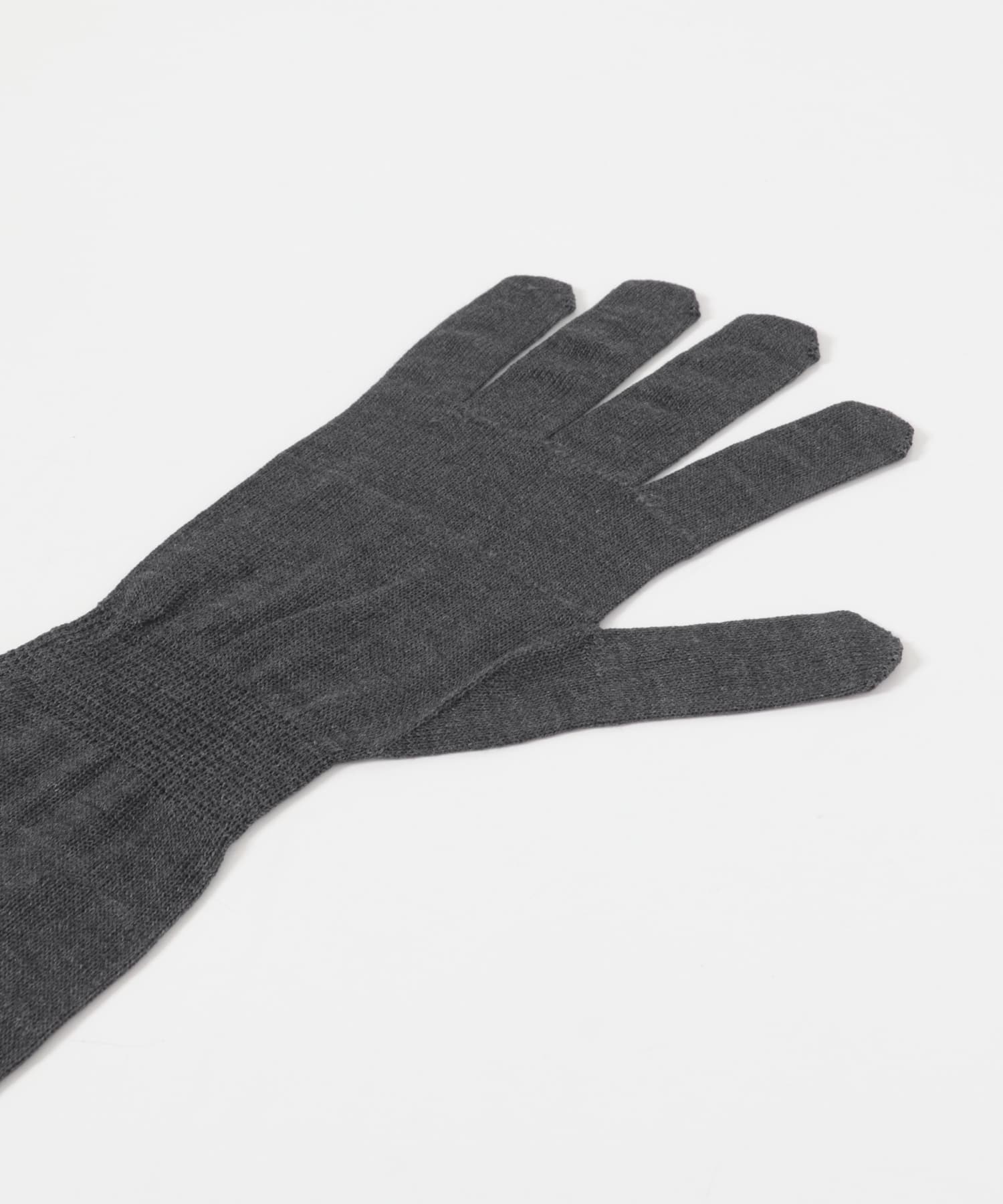 チャコールグレー