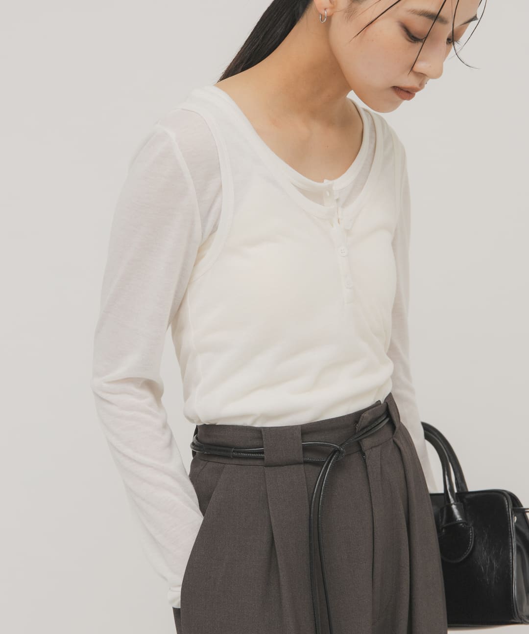 レイヤードヘンリーネックTEE