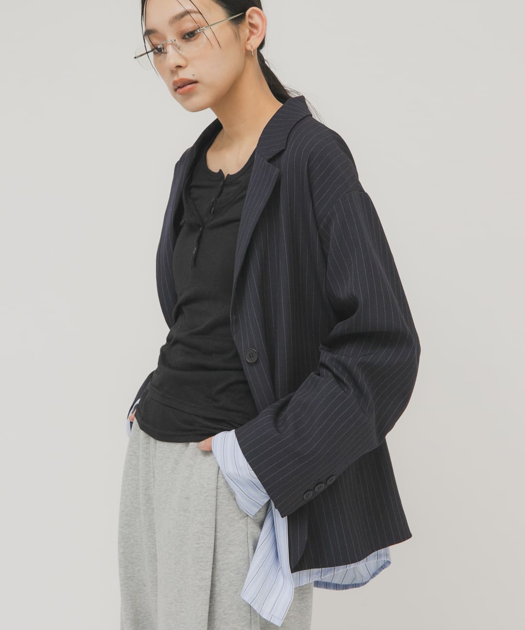 レイヤードヘンリーネックTEE