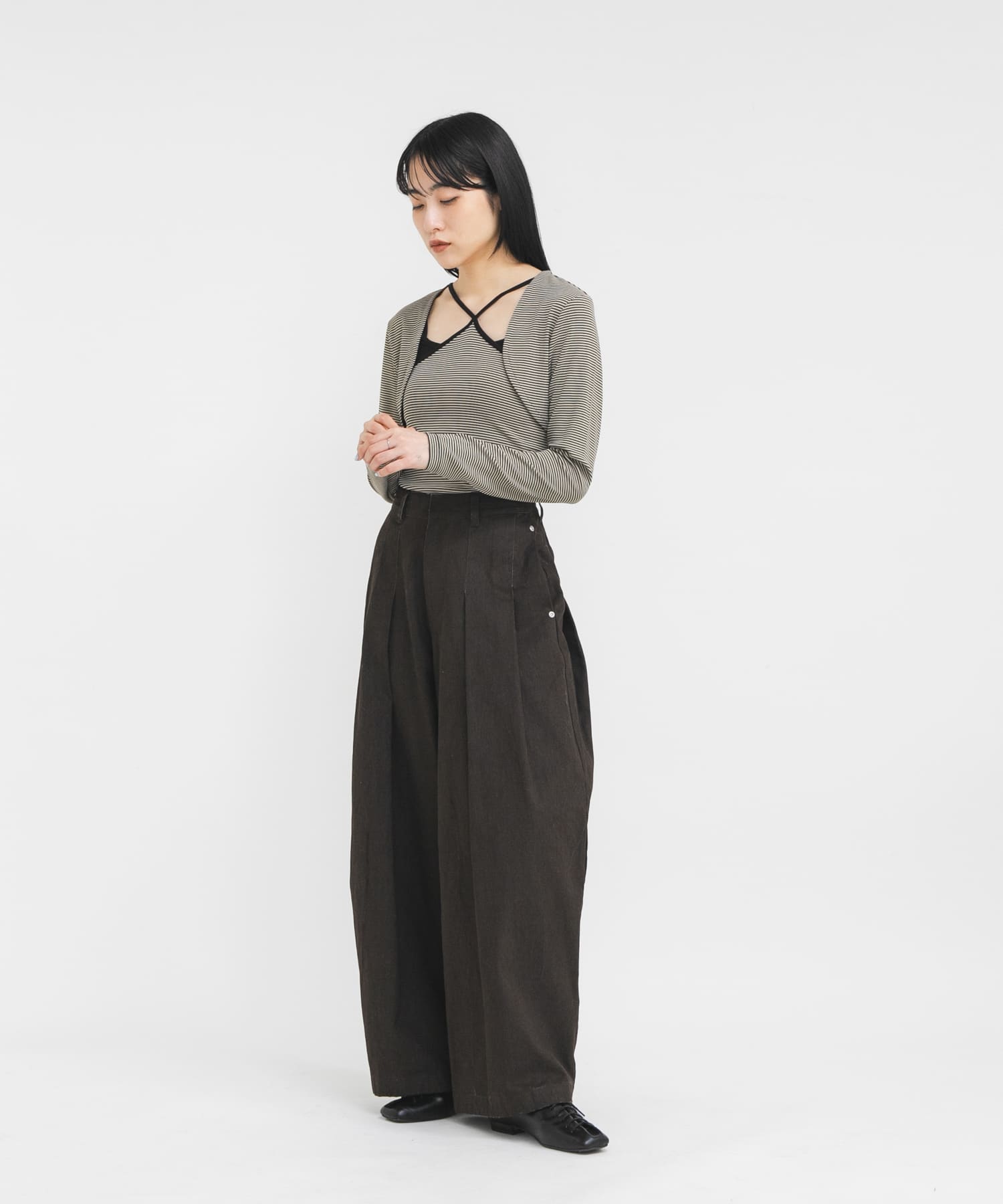 BEIGE×BLK