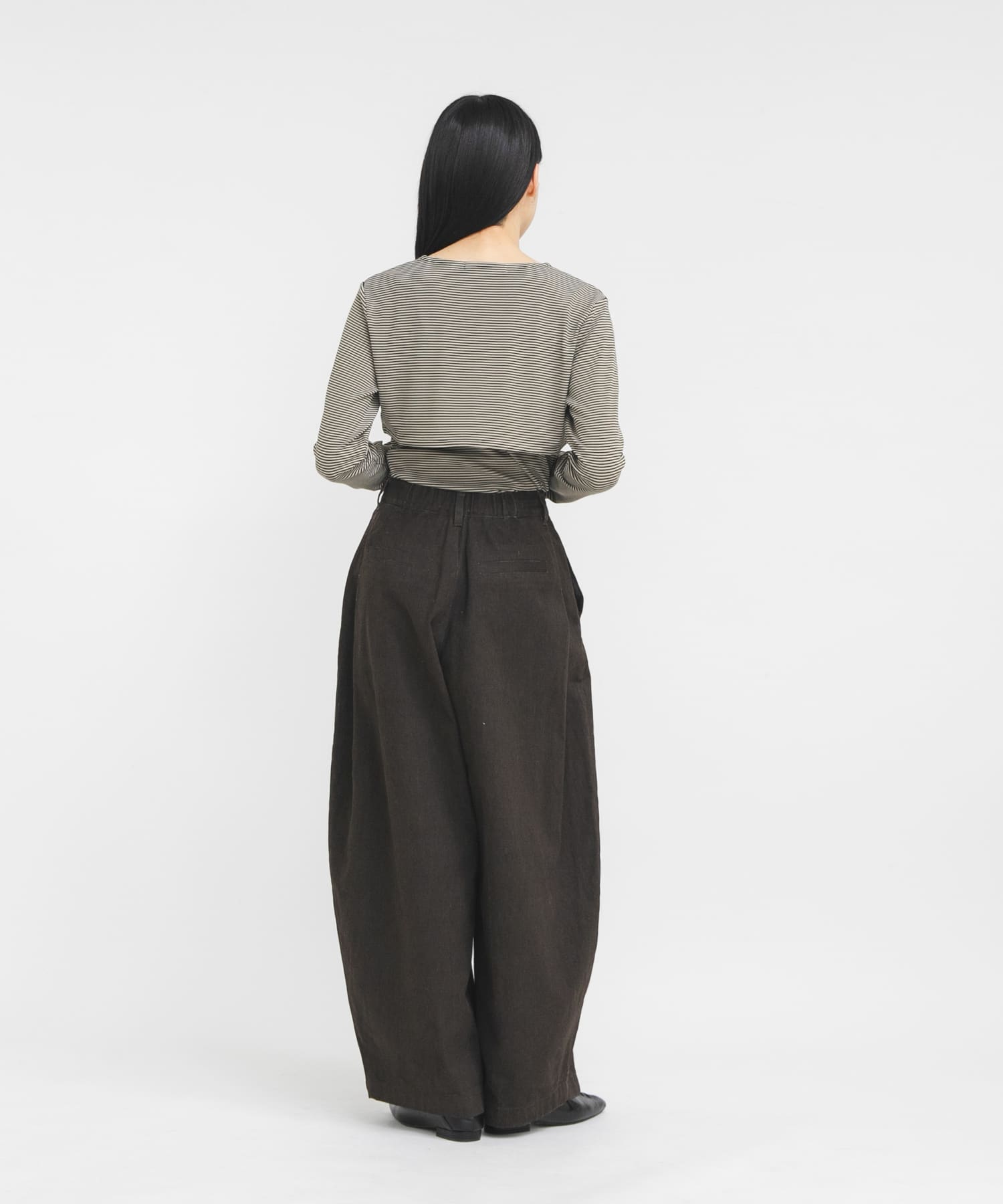 BEIGE×BLK