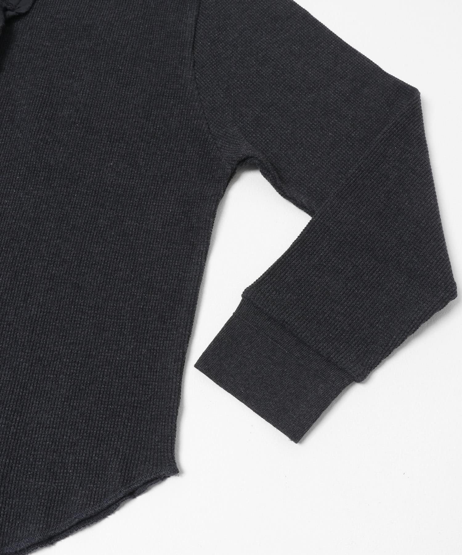 レースフリルワッフルプルオーバー CHARCOAL One