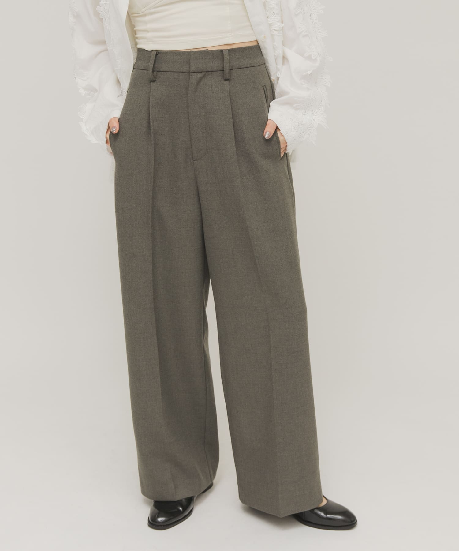 MOSS GRAY