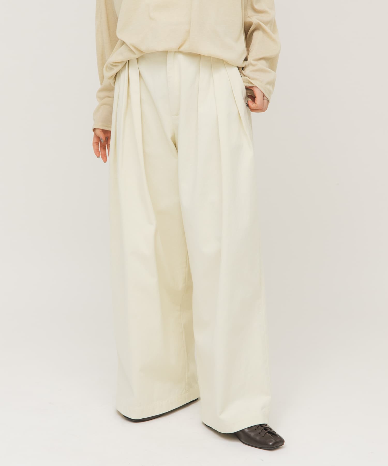 IVORY