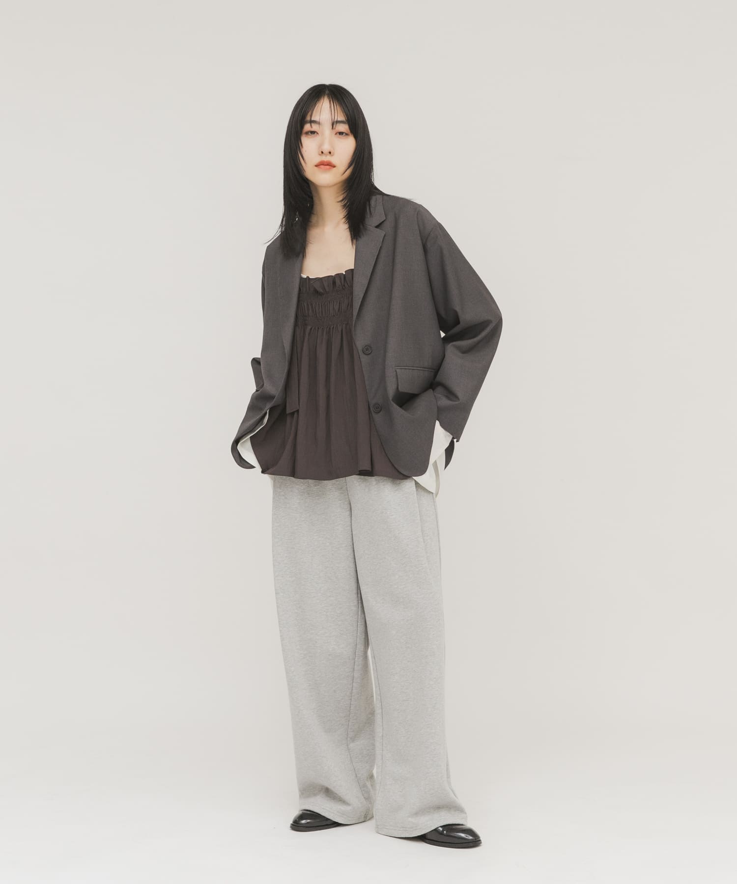 TOP GRAY