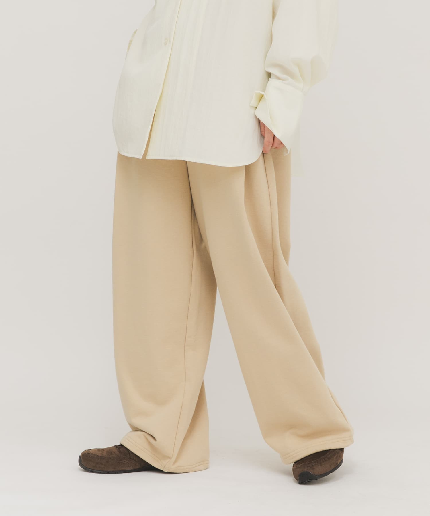 ドロストルーズスウェットパンツ