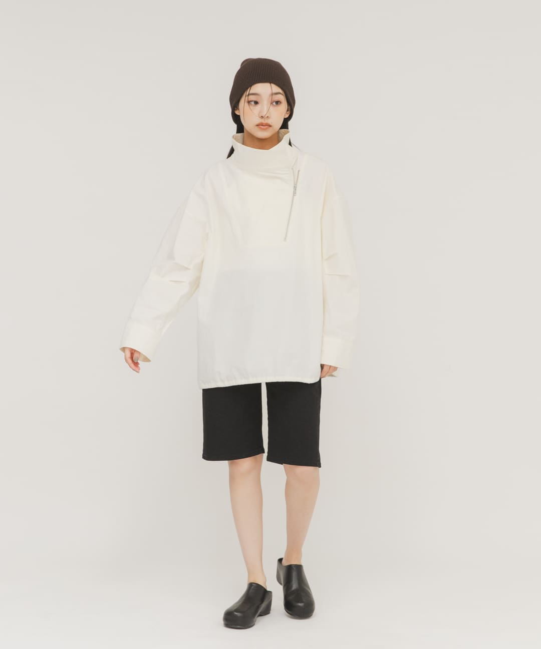 身長 : 163cm サイズ : one