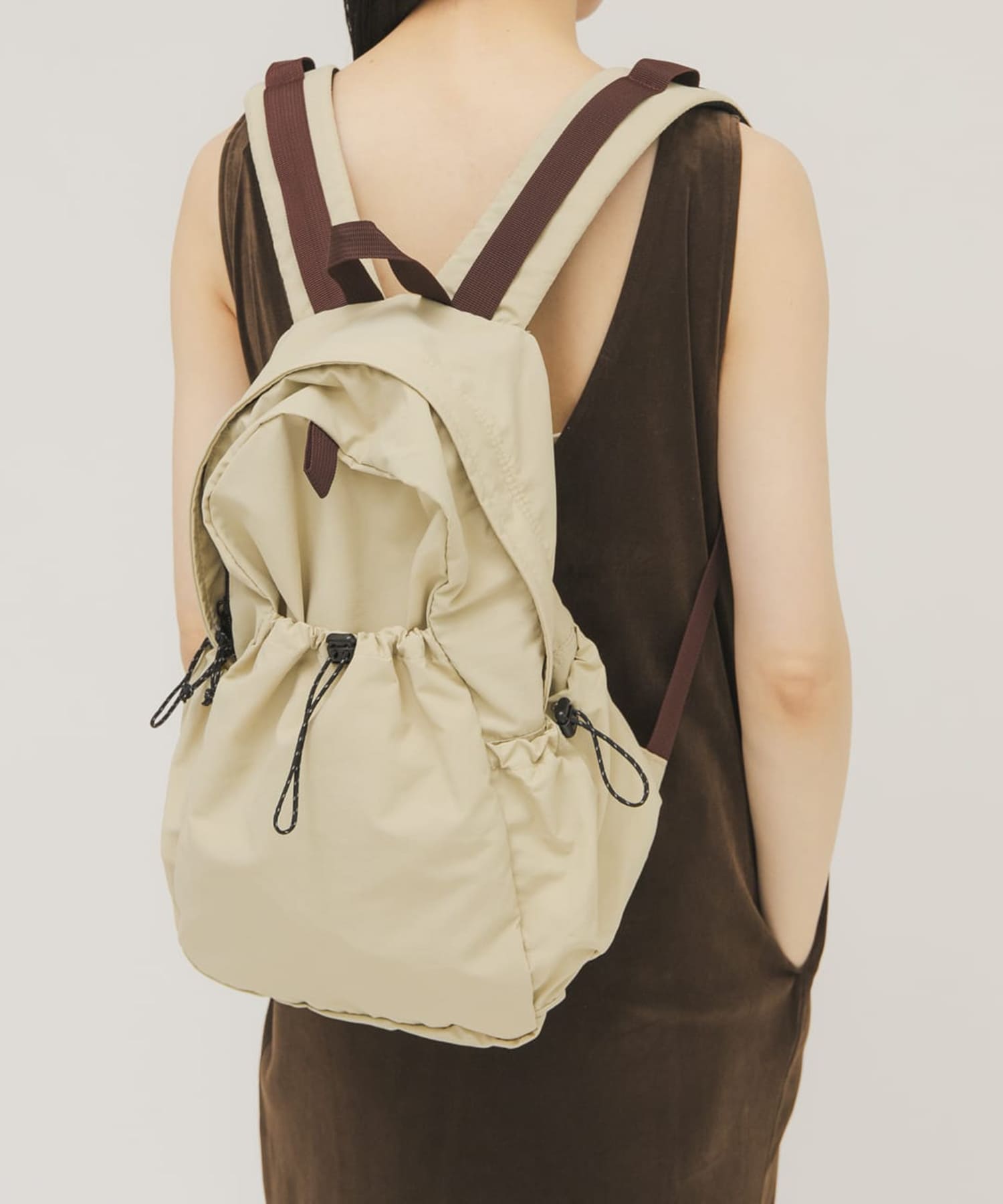 アウトポケットナイロンバックパック BEIGE One