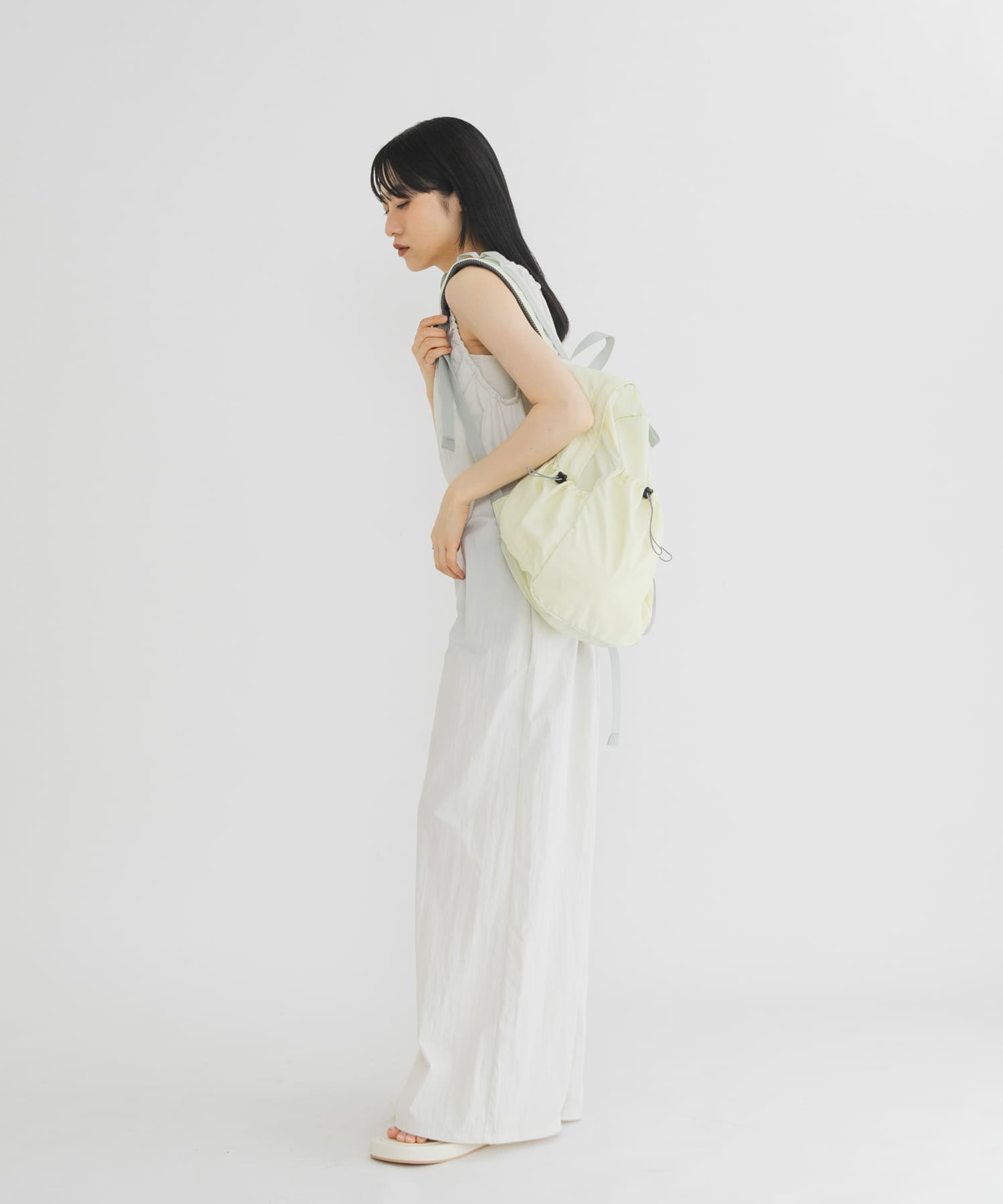 アウトポケットナイロンバックパック L.YELLOW One
