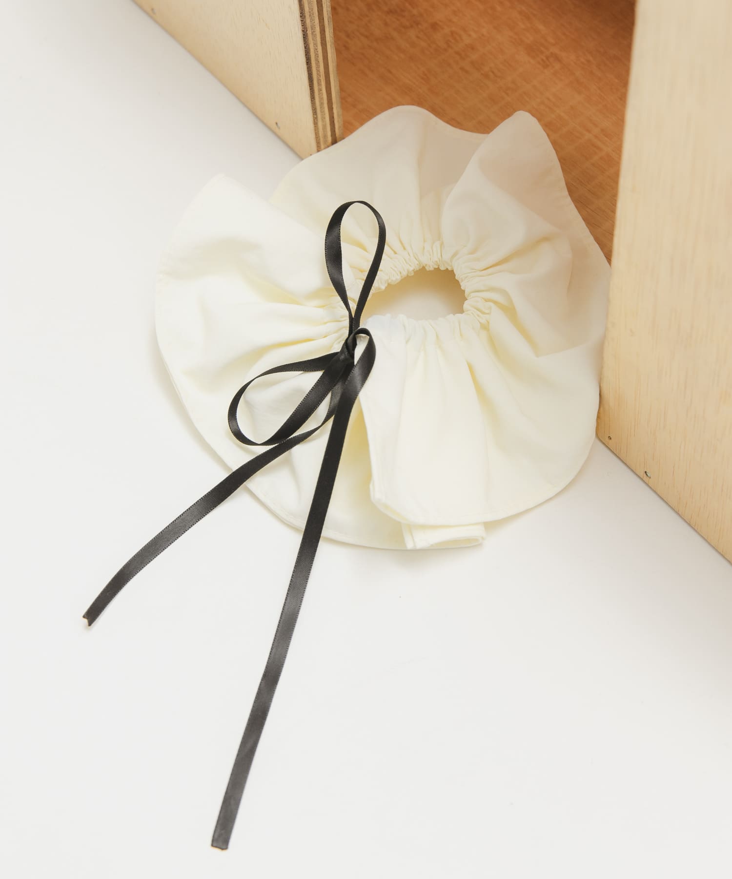 リボン付きシュシュ