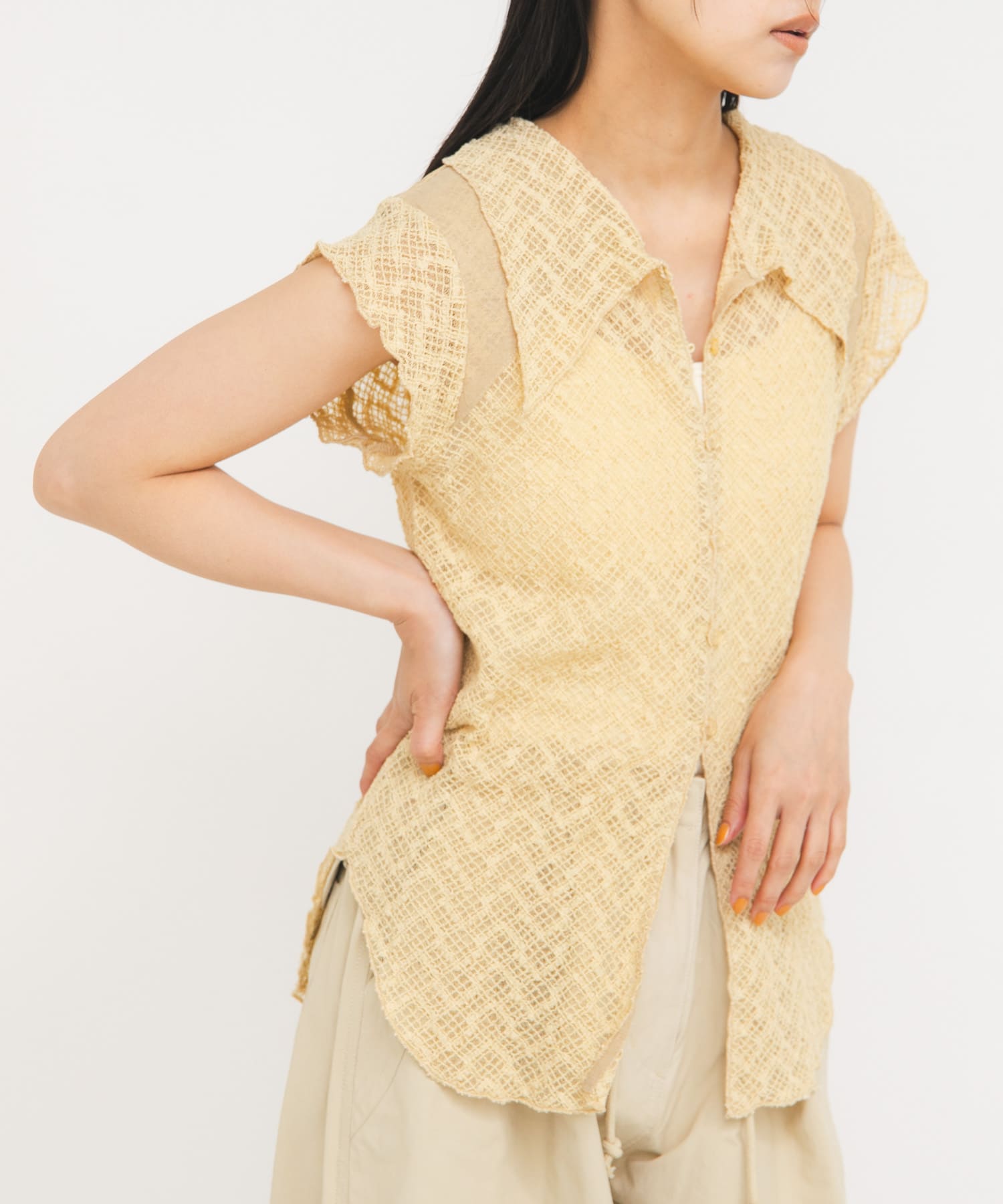 フレンチスリーブレースシャツ