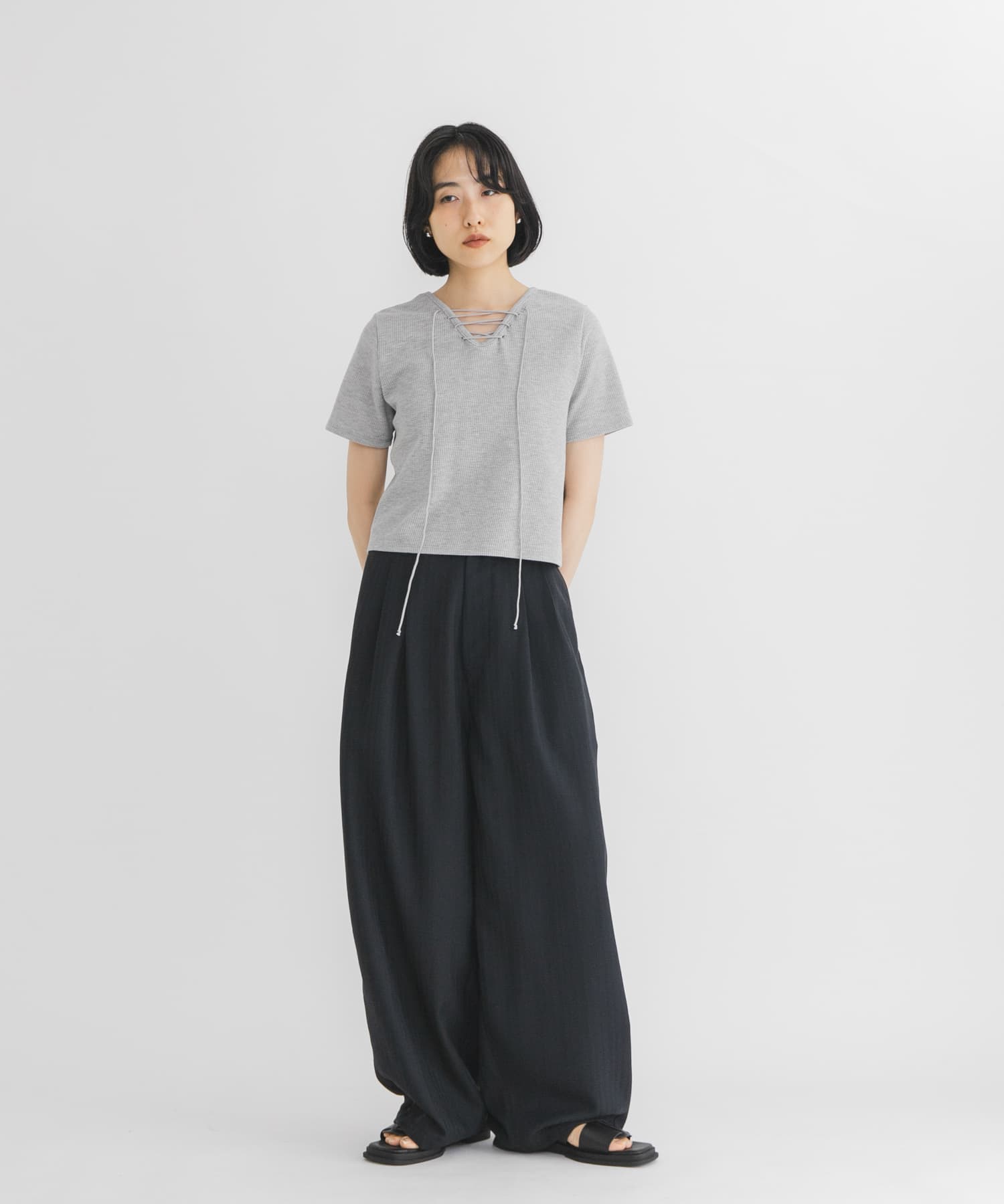 TOP GRAY