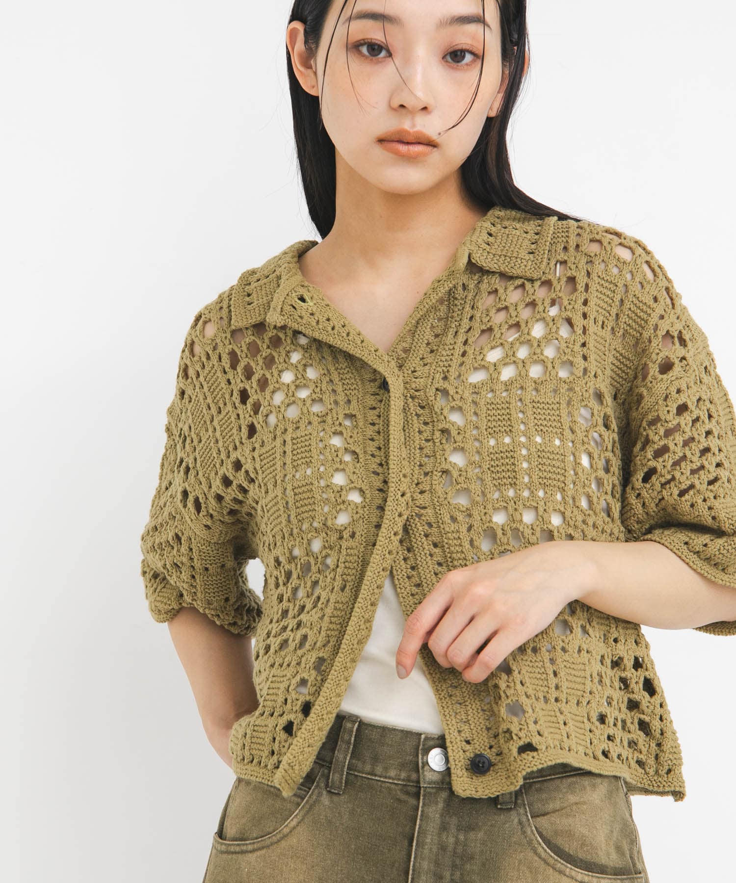 KHAKI