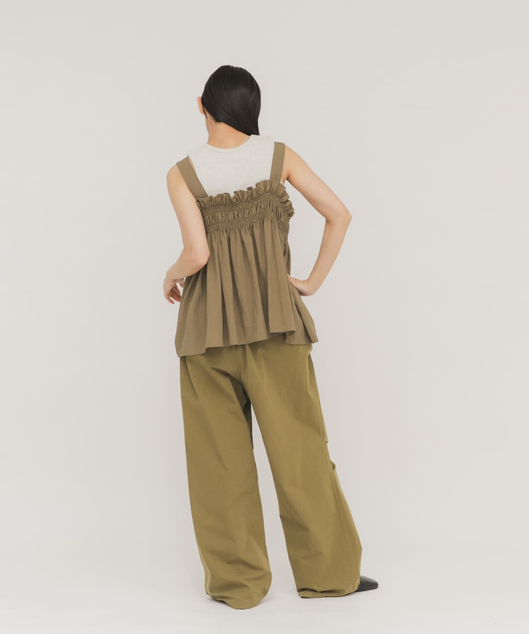 KHAKI