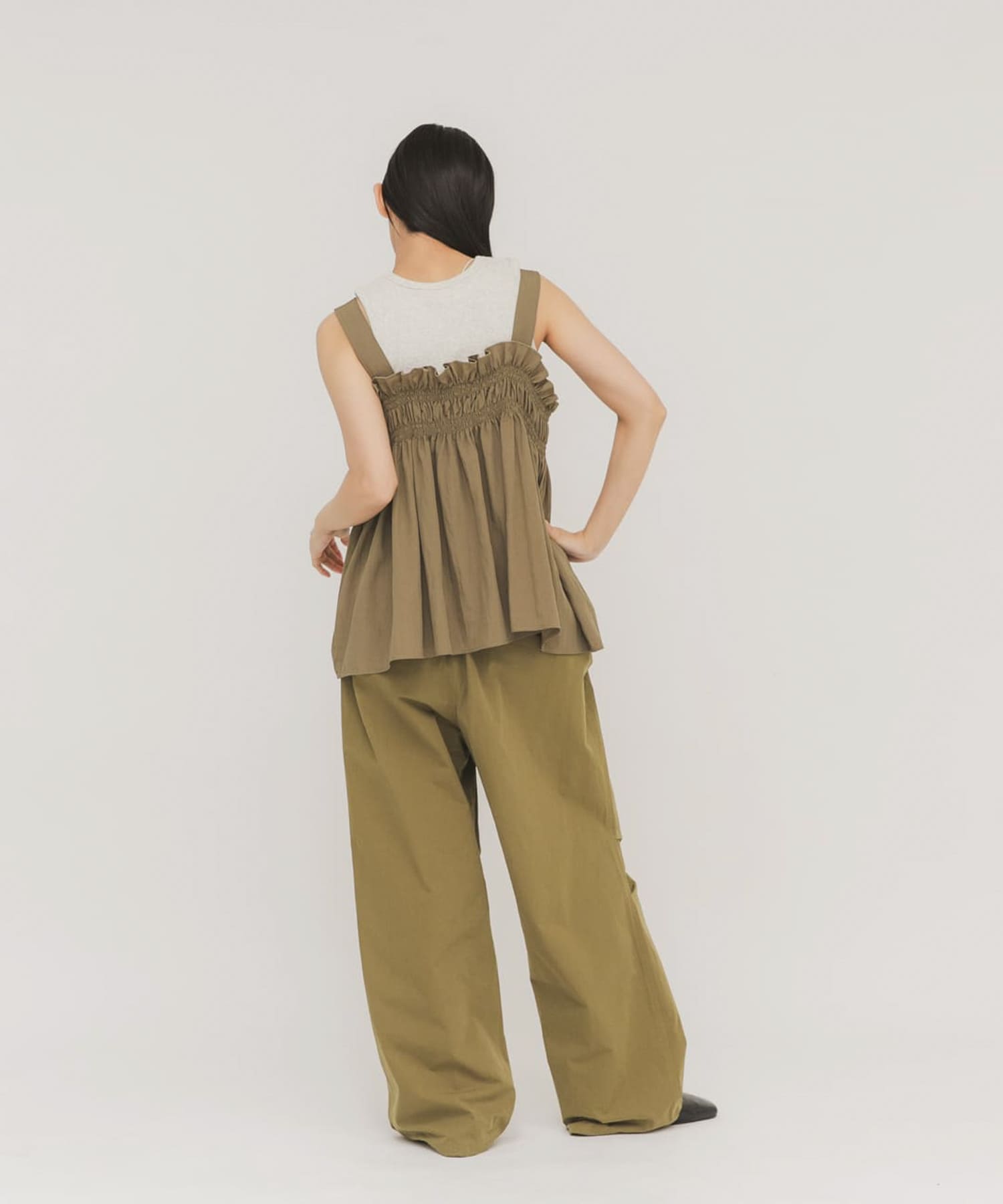 身長 : 163cm サイズ : one