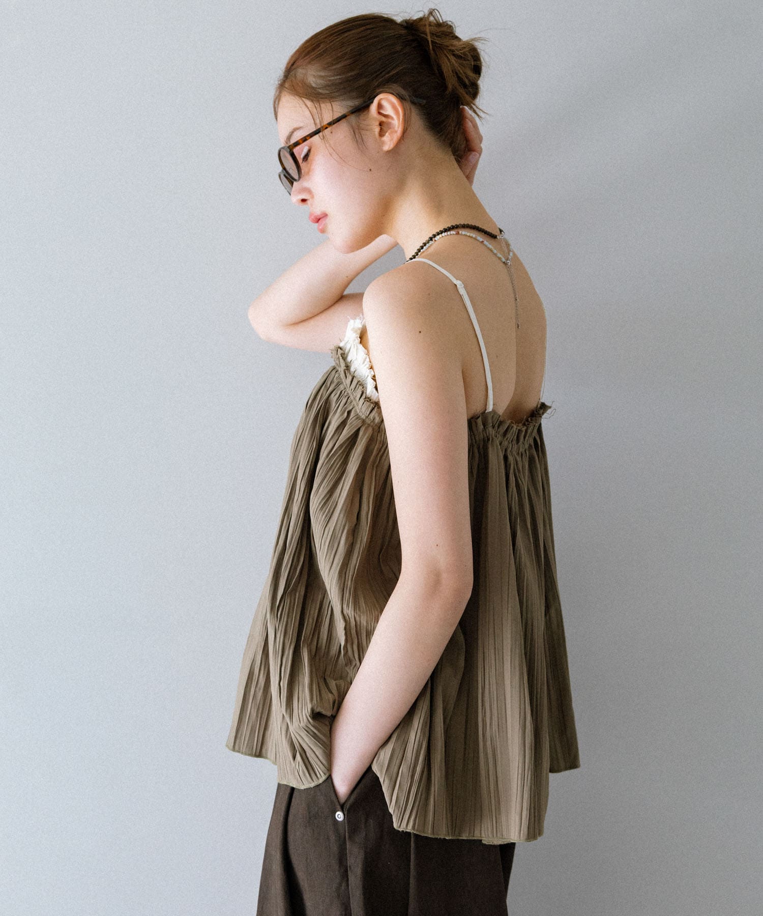 KHAKI×IVO