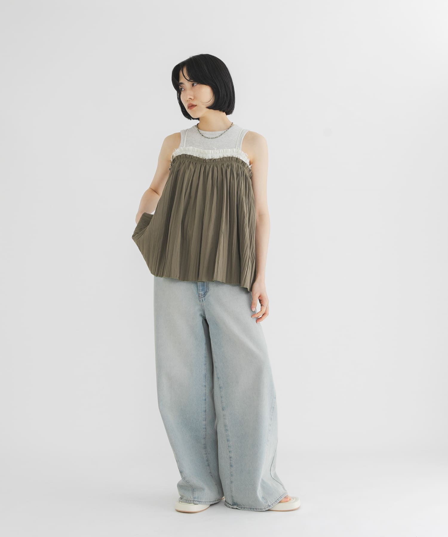 KHAKI×IVO