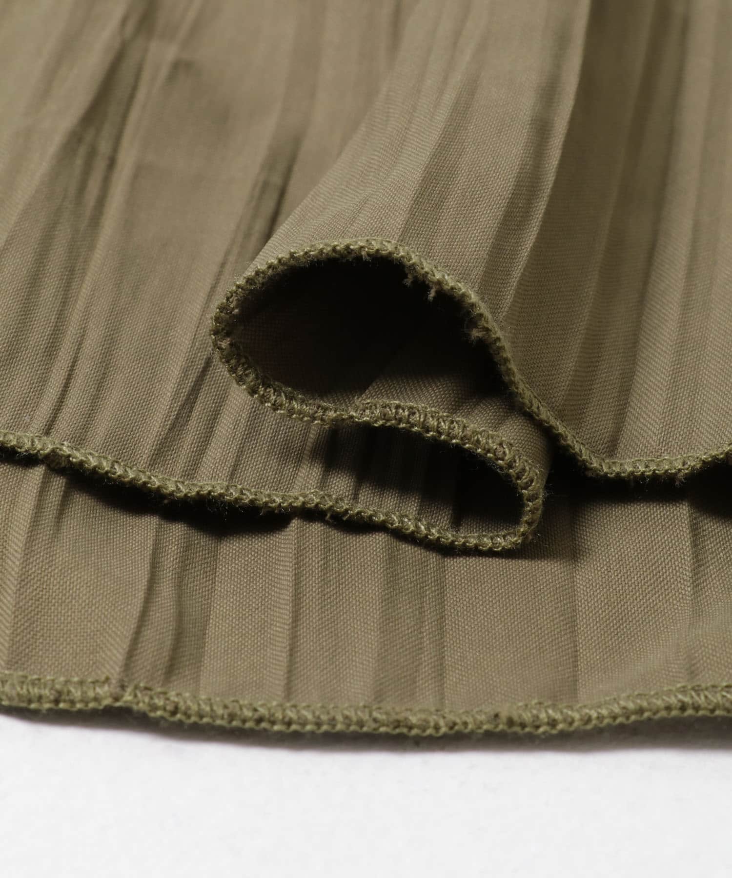 KHAKI×IVO