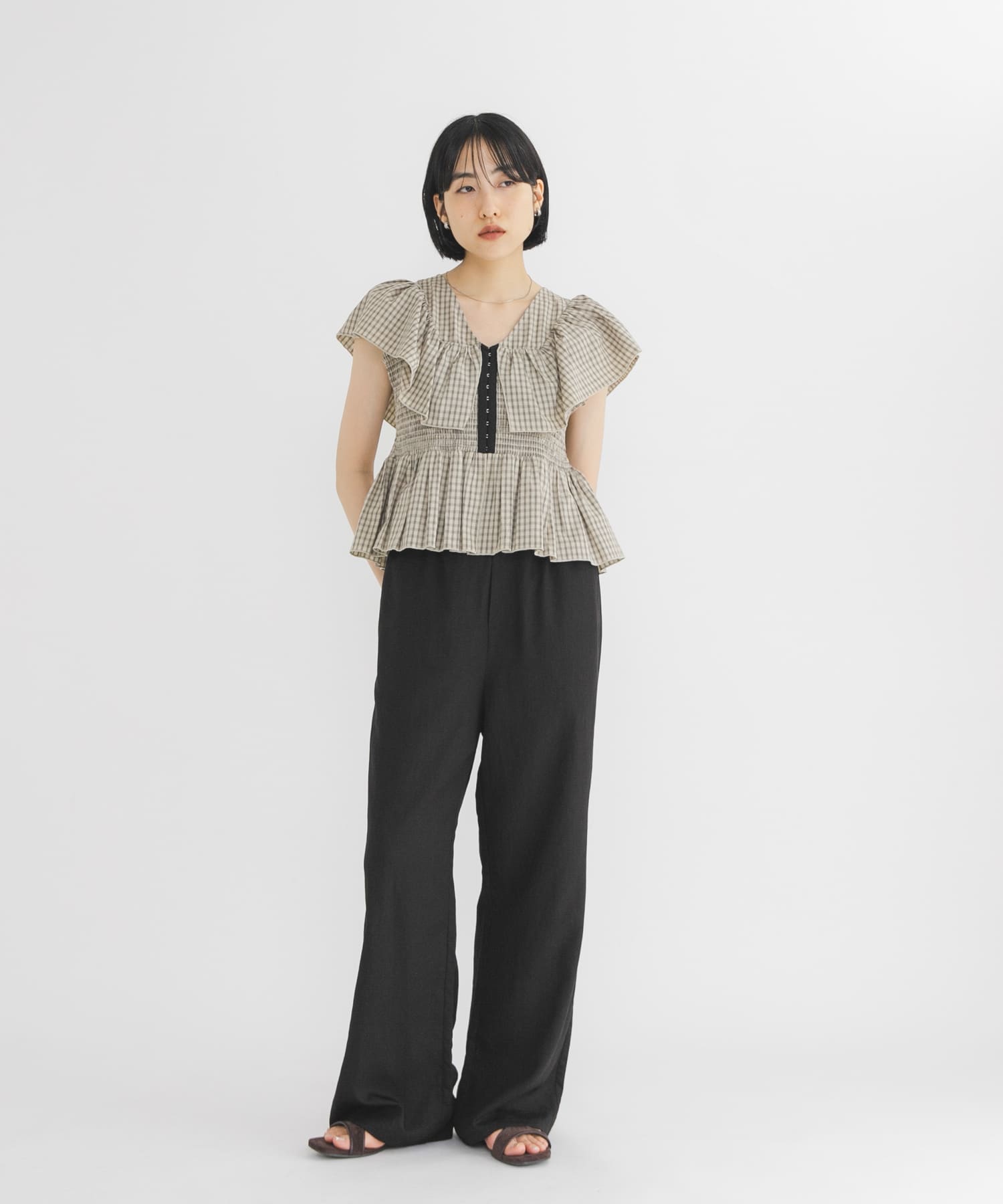 BEIGE×BLK