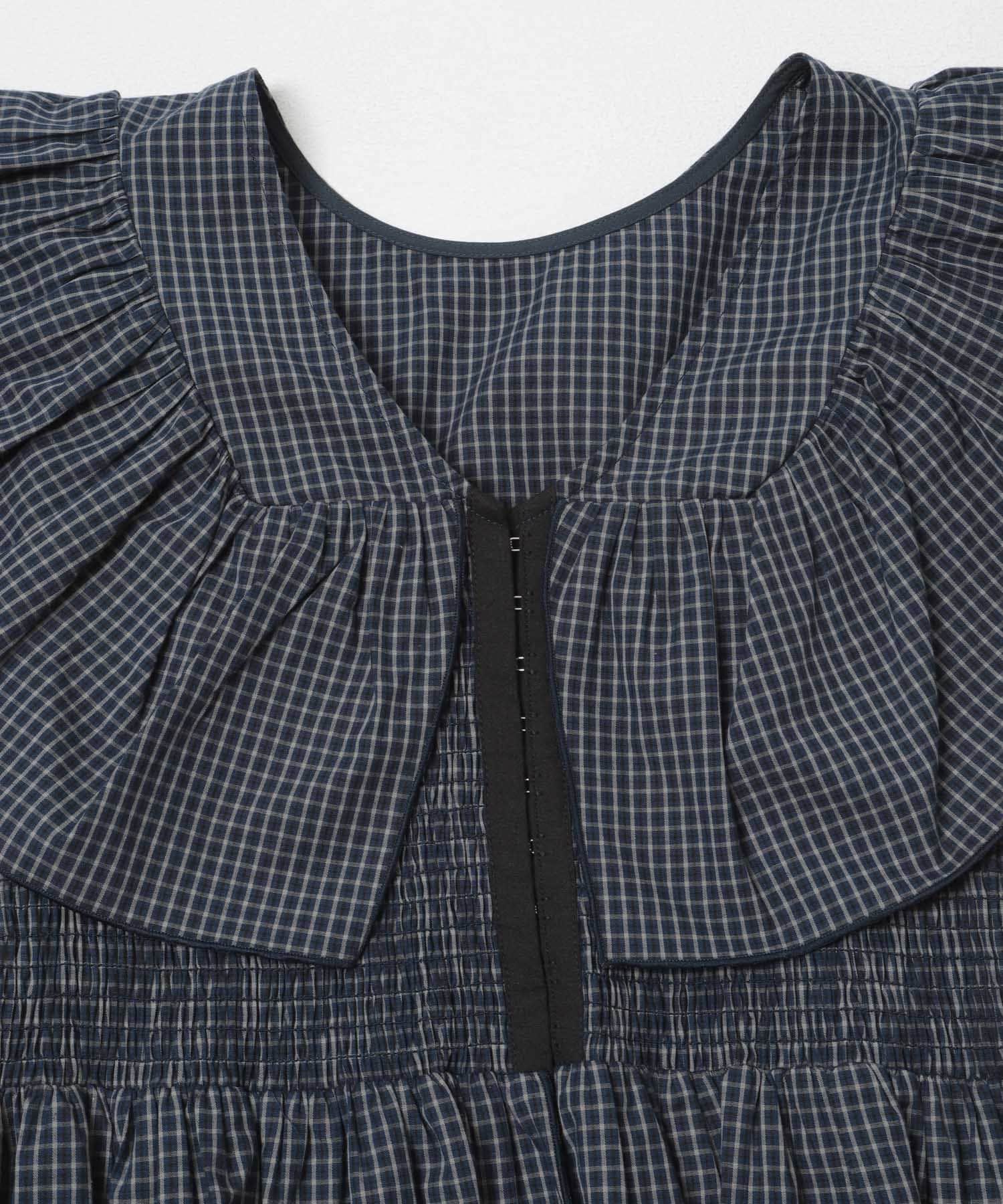 フロントホックチェックフリルブラウス NAVY×GRAY One